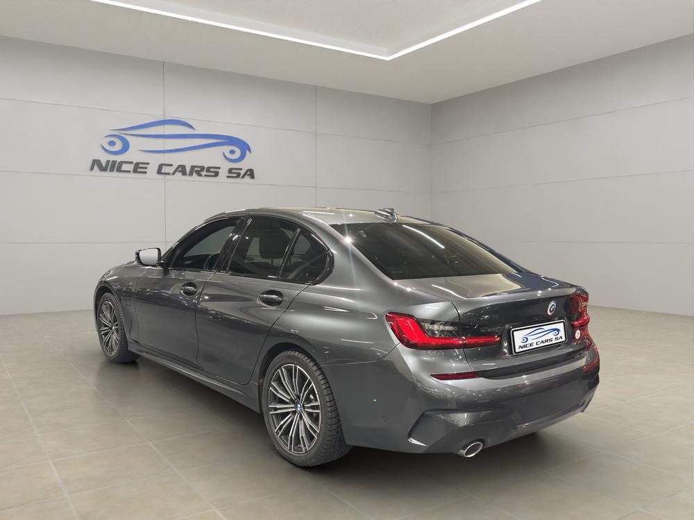 BMW 330e xDrive M Sport Steptronic-image-6