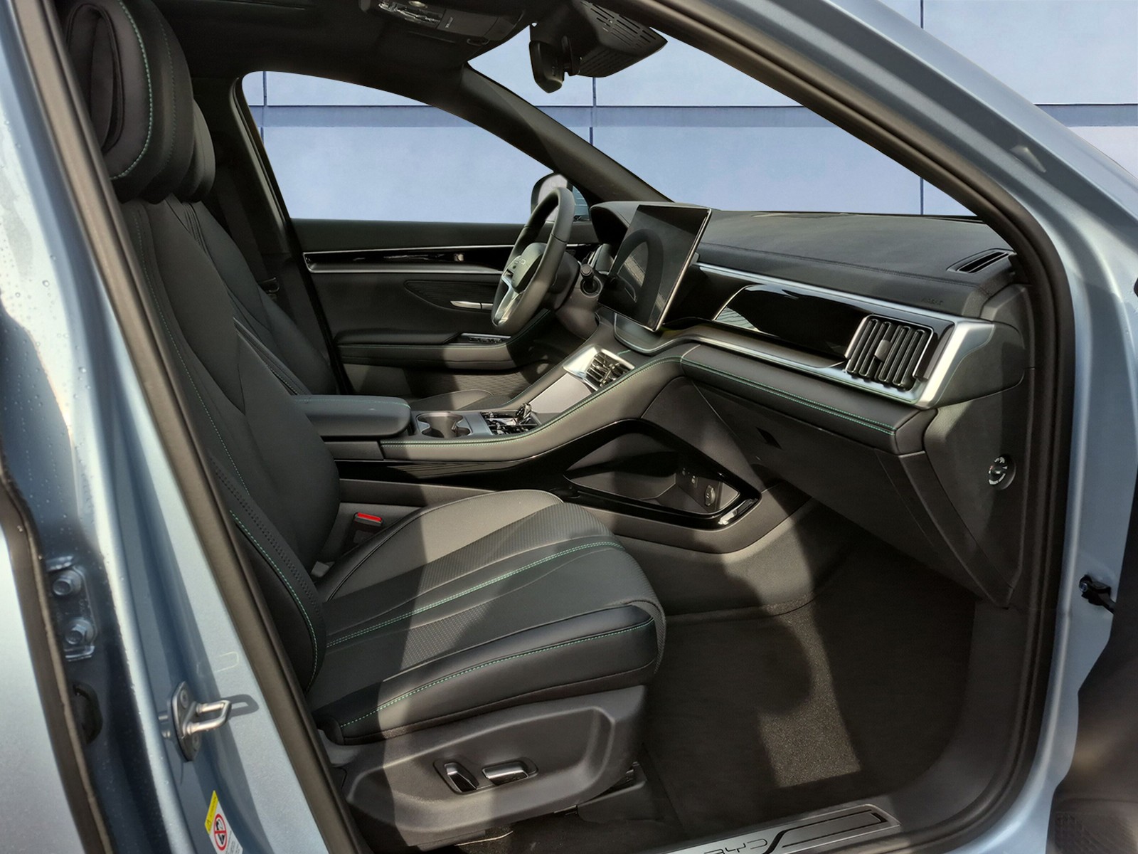 BYD Seal U DM-i Design AWD-image-12