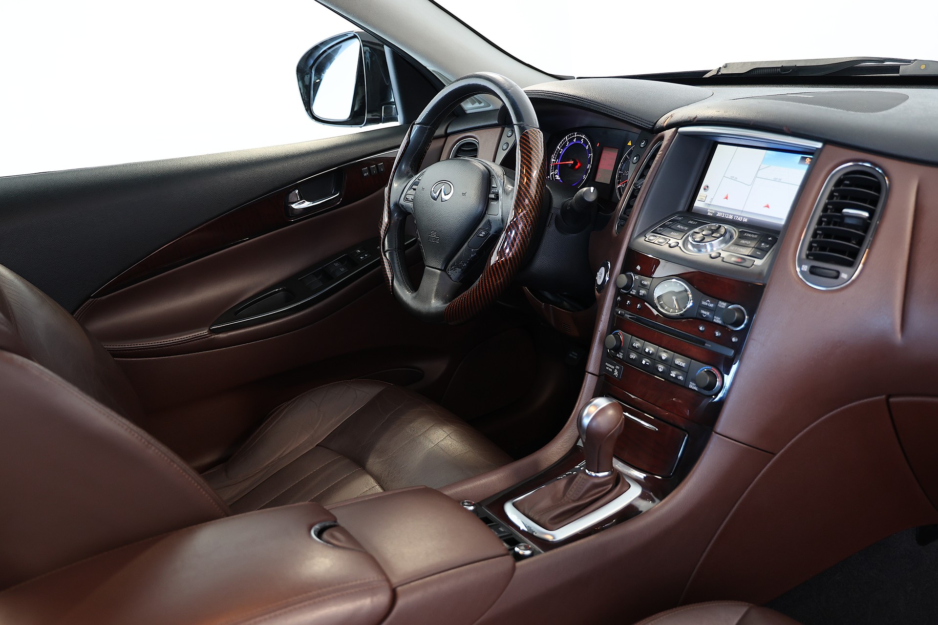 INFINITI 35 AWD Automatic LUXURY-image-14