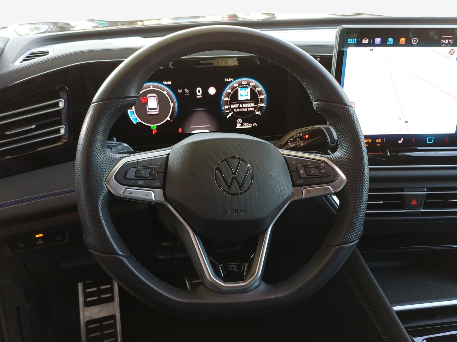 VW Tiguan 2.0 TDI SCR United 4Motion DSG-image-9