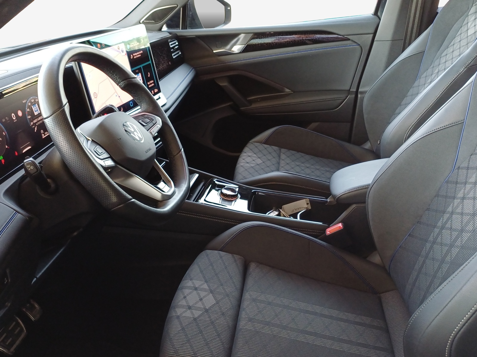 VW Tiguan 2.0 TDI SCR United 4Motion DSG-image-7