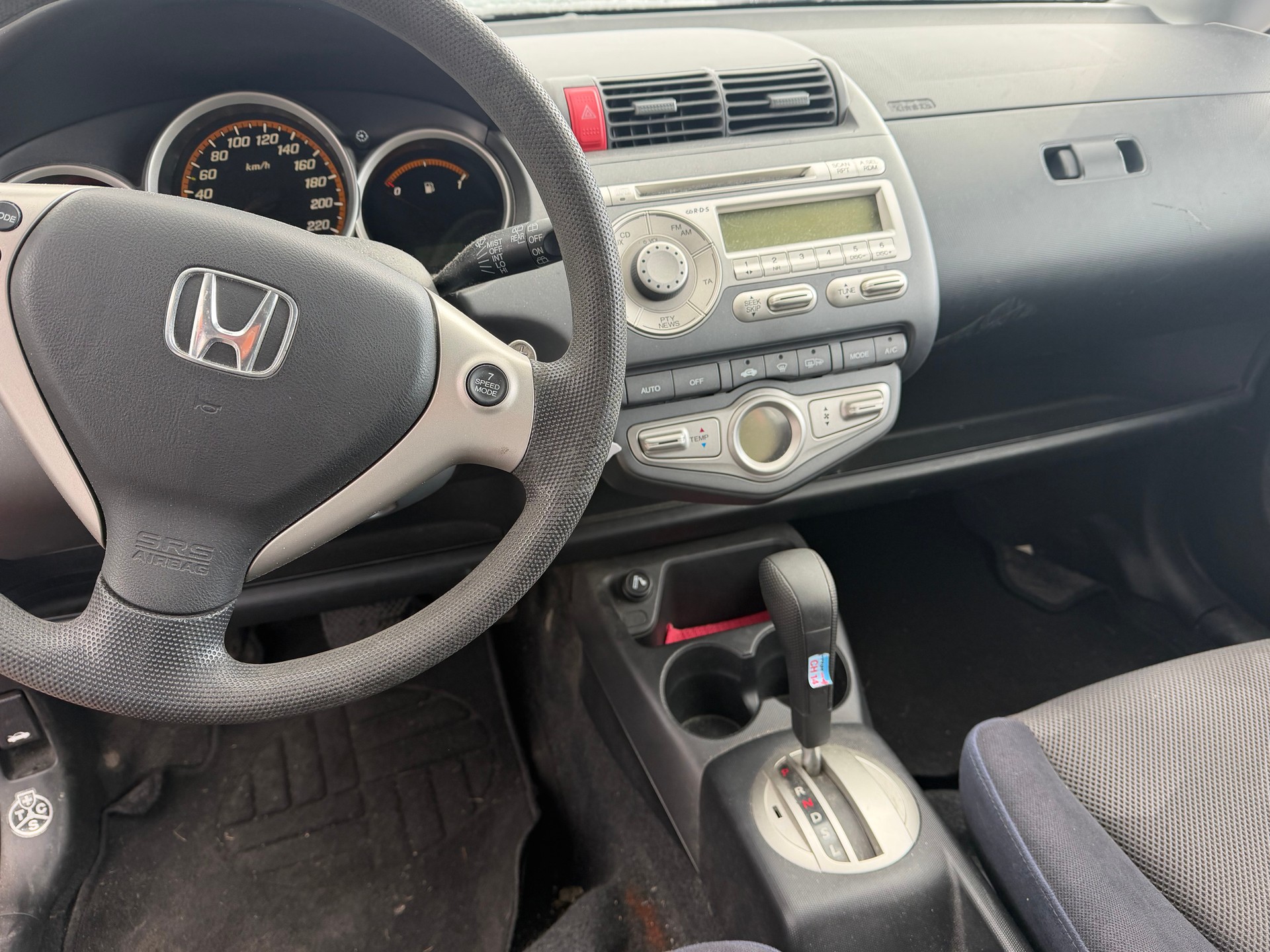HONDA Jazz 1.4i Sport-image-14