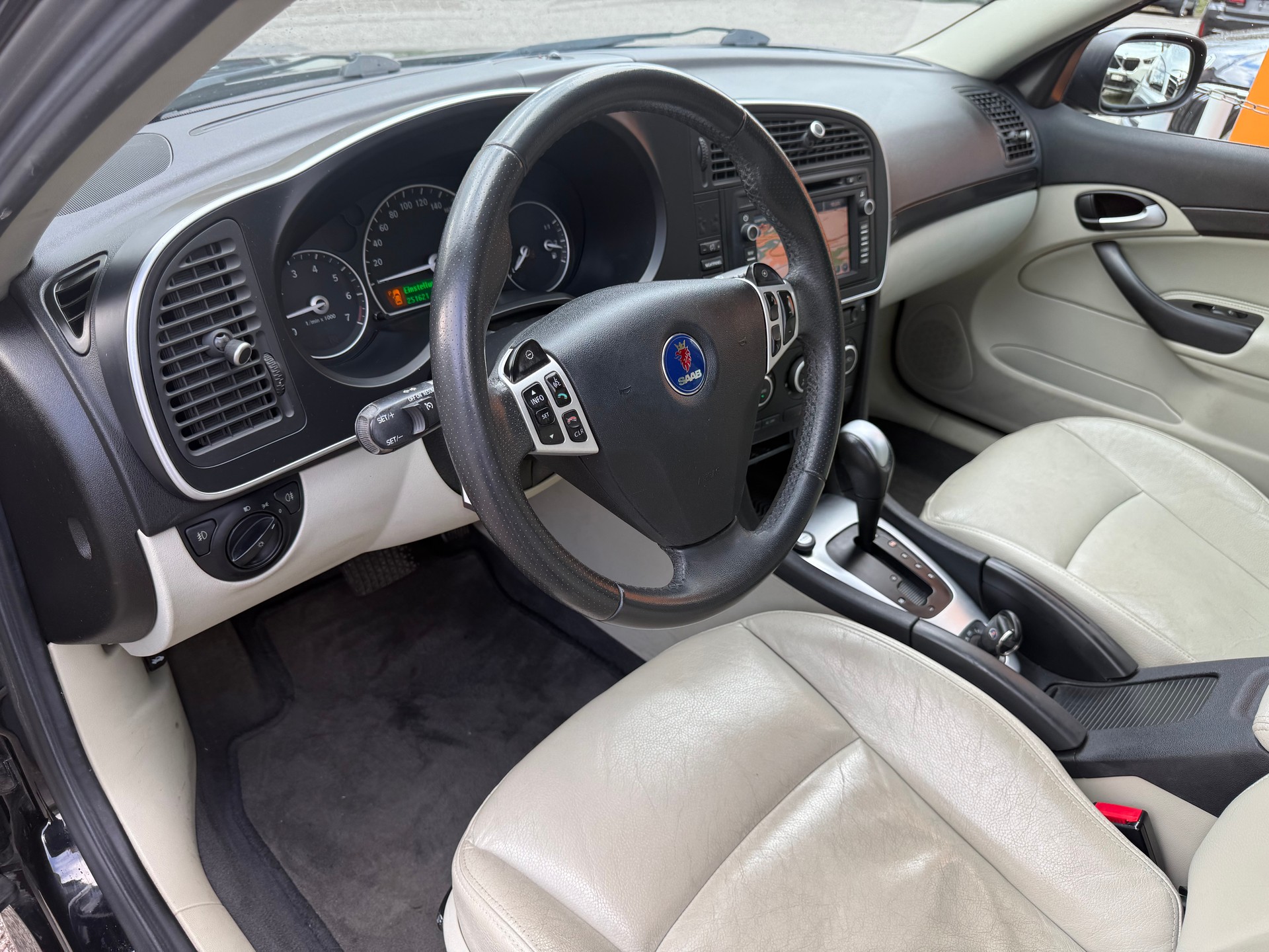 SAAB 9-3 2.0 (1.8t) Linear-image-5