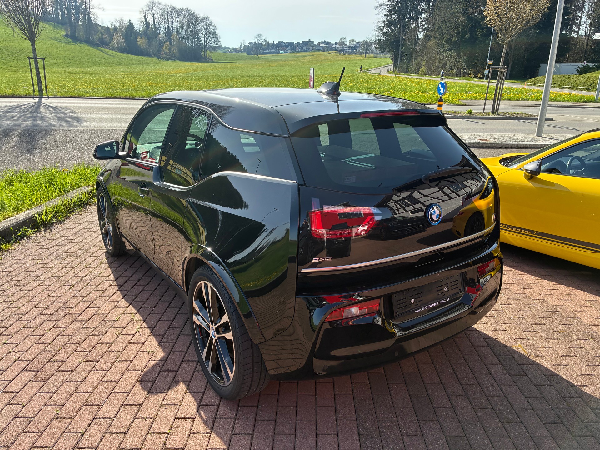 BMW i3s (94Ah)-image-2
