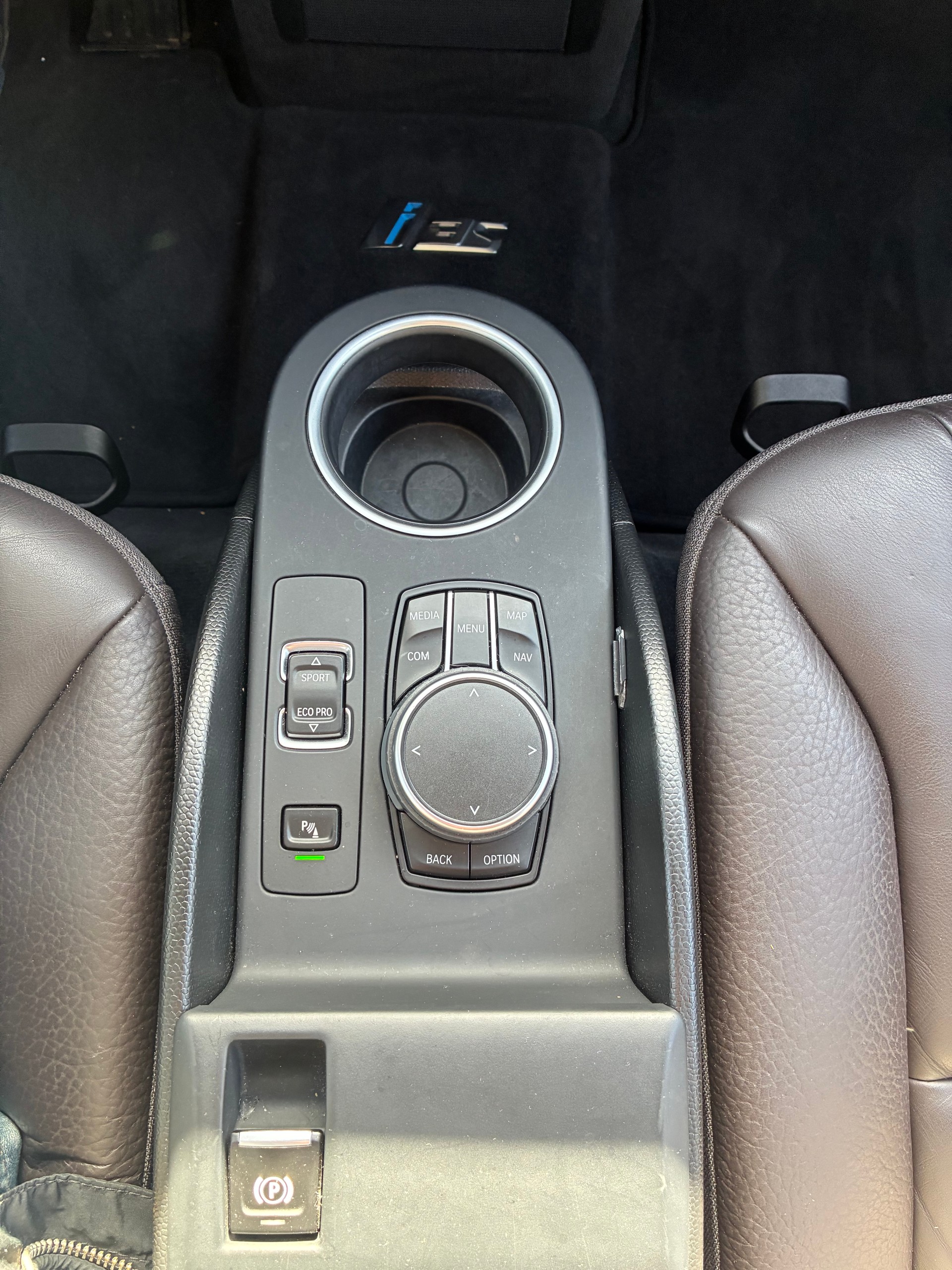 BMW i3s (94Ah)-image-8