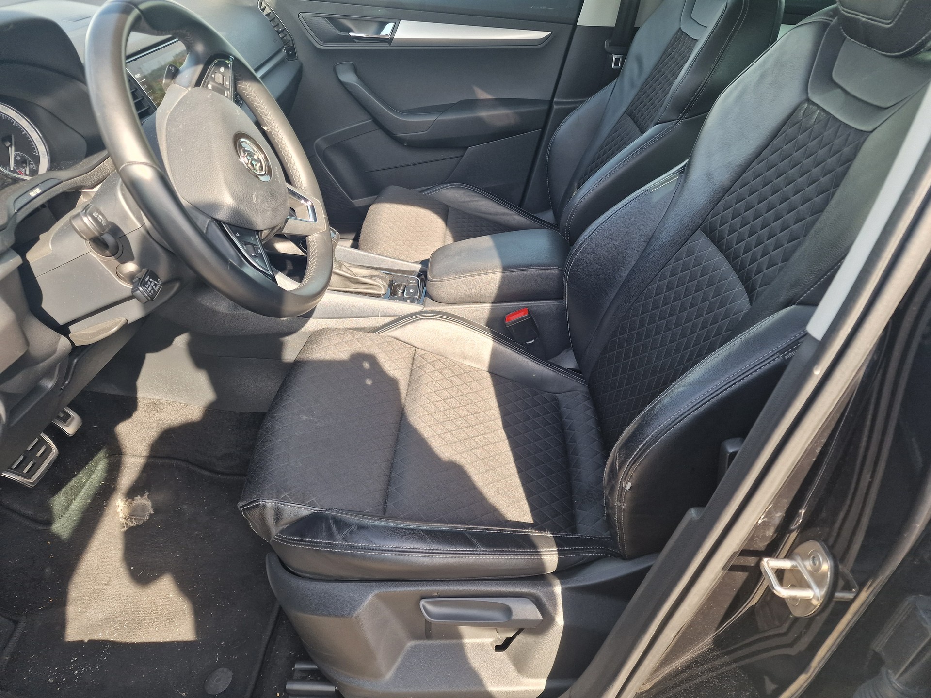 SKODA Karoq 1.6 TDI CR Smile-image-6