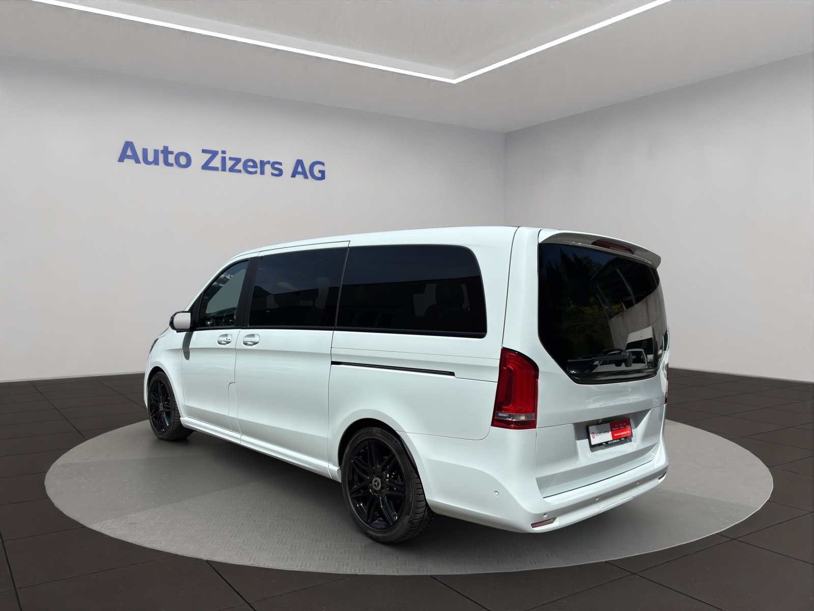 MERCEDES-BENZ V 300 d lang Avantgarde 4Matic 9G-Tronic-image-6