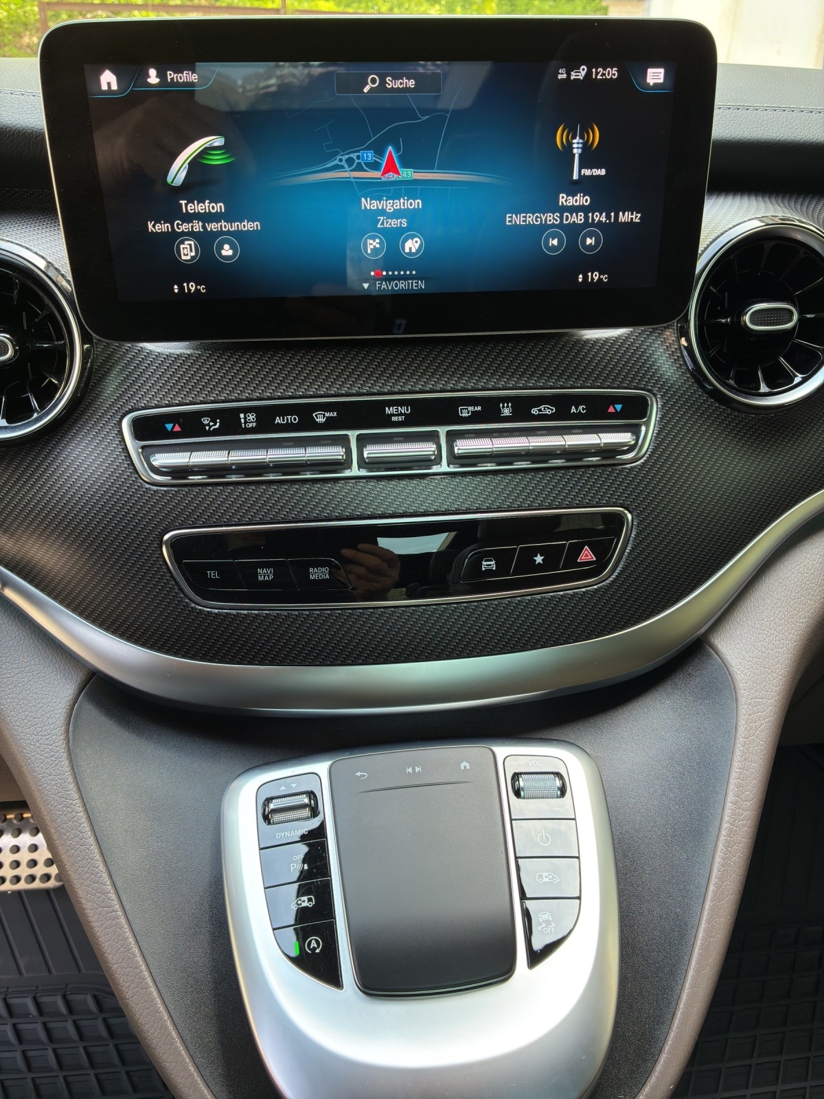 MERCEDES-BENZ V 300 d lang Avantgarde 4Matic 9G-Tronic-image-12