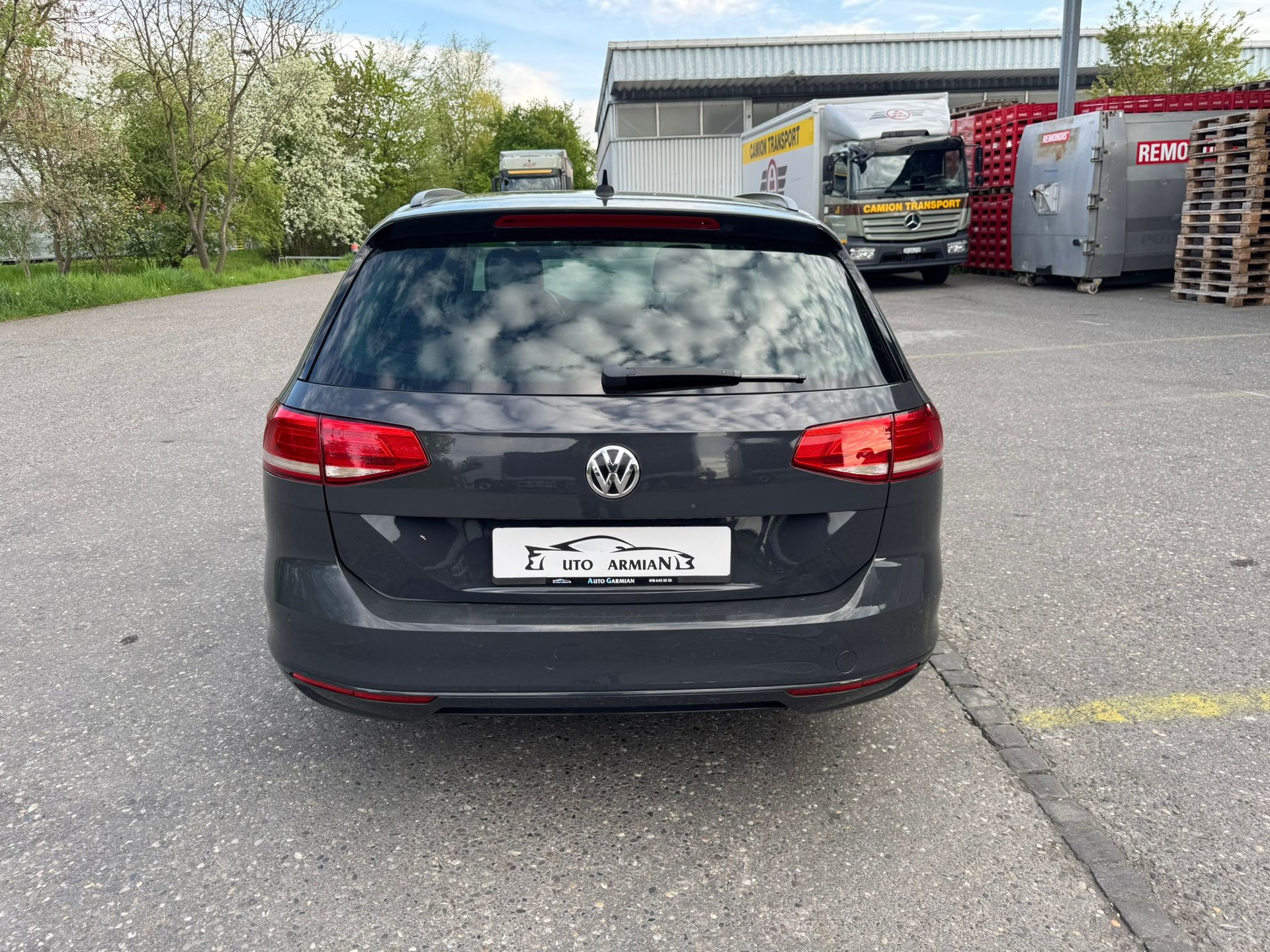VW Passat Variant 2.0 TDI BMT Highline DSG-image-3