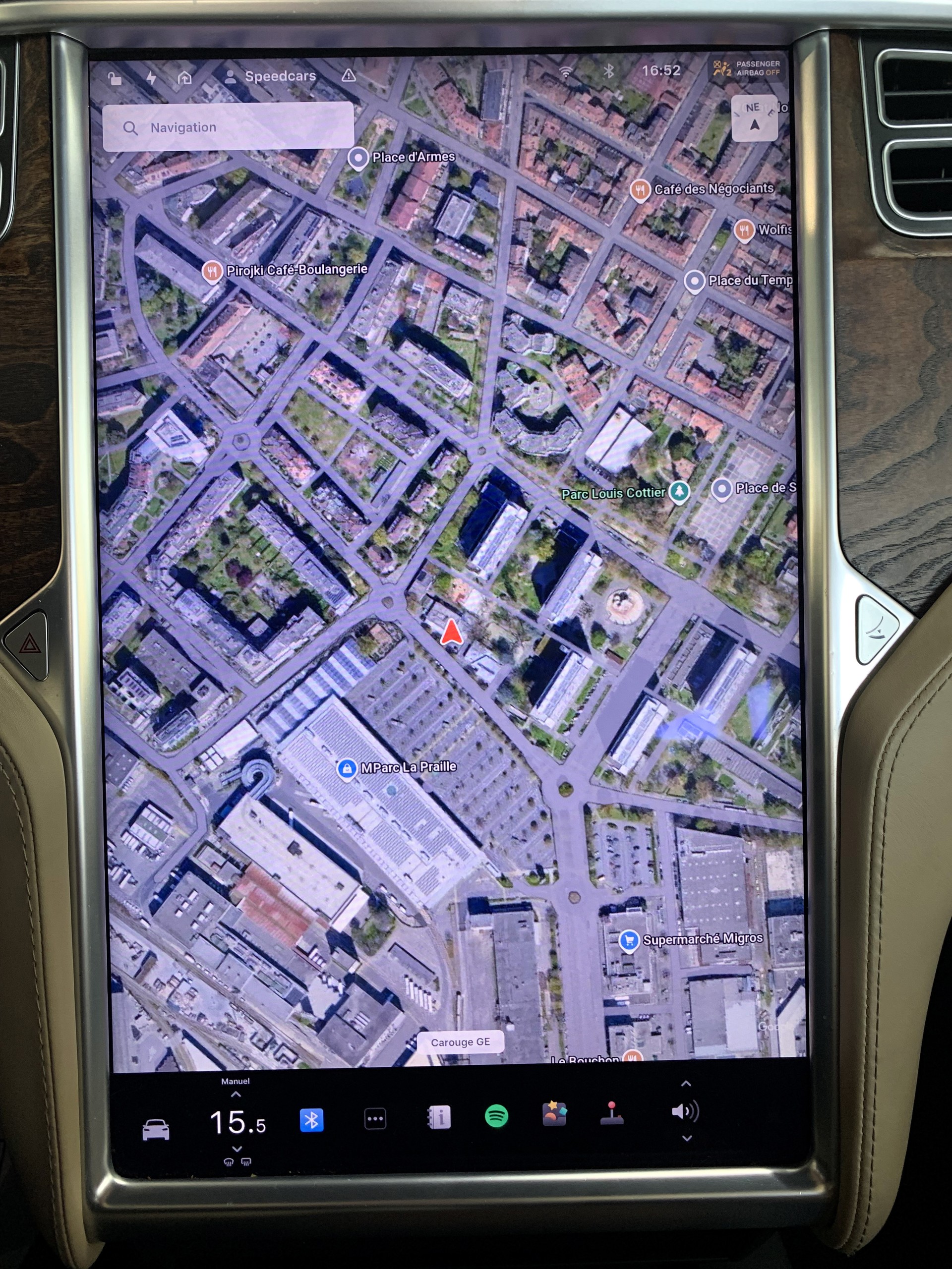 TESLA Model X 100 D-image-22