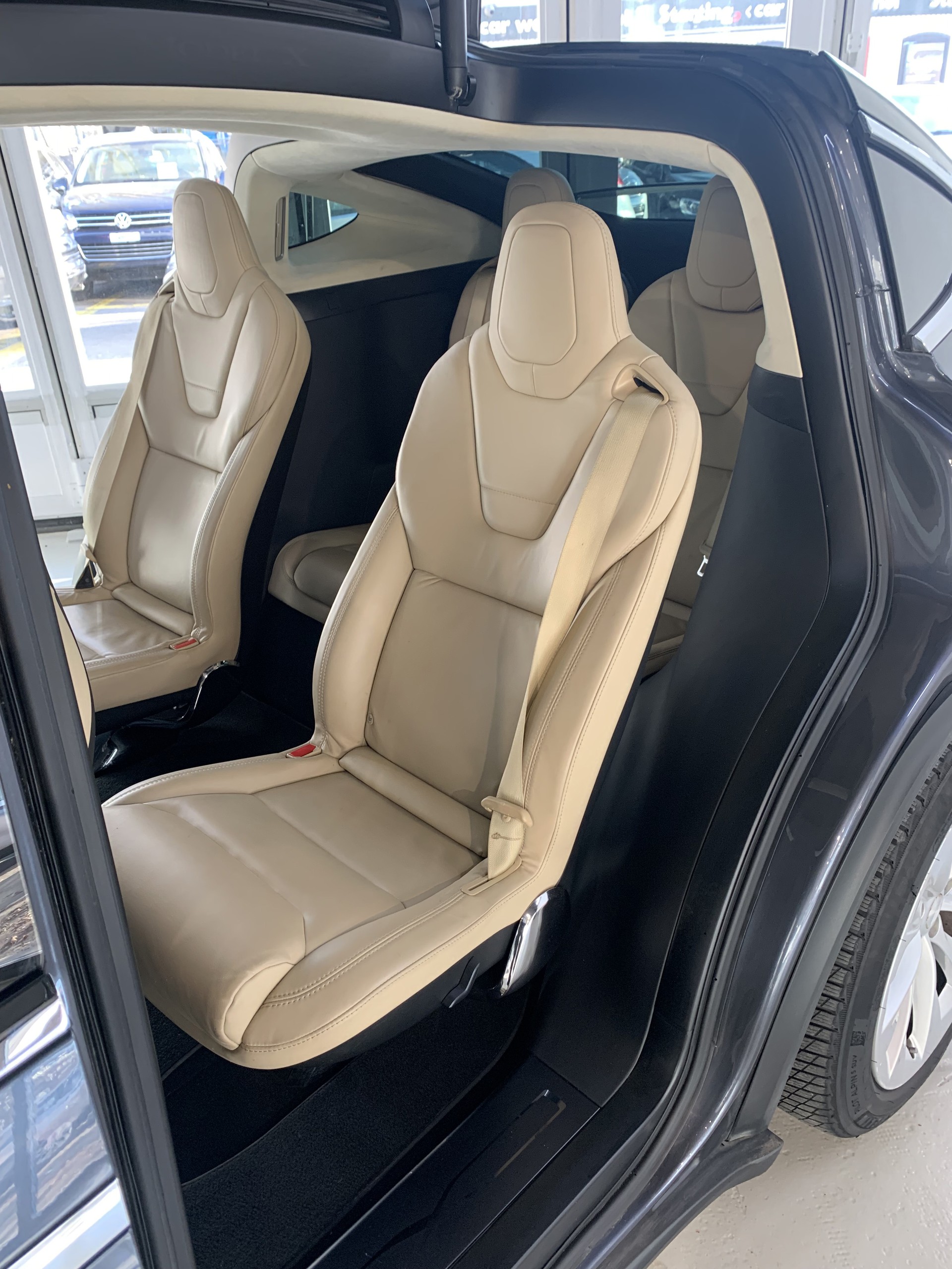 TESLA Model X 100 D-image-27