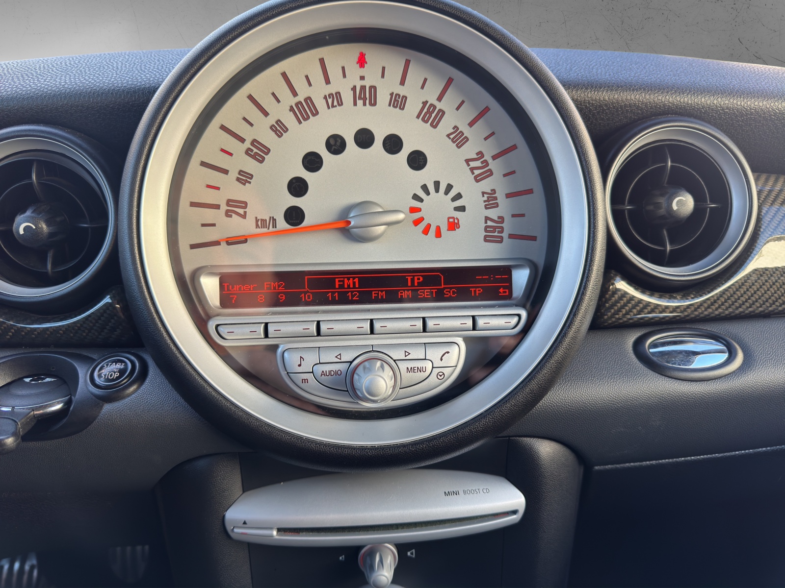 MINI Cooper John Cooper Works-image-7