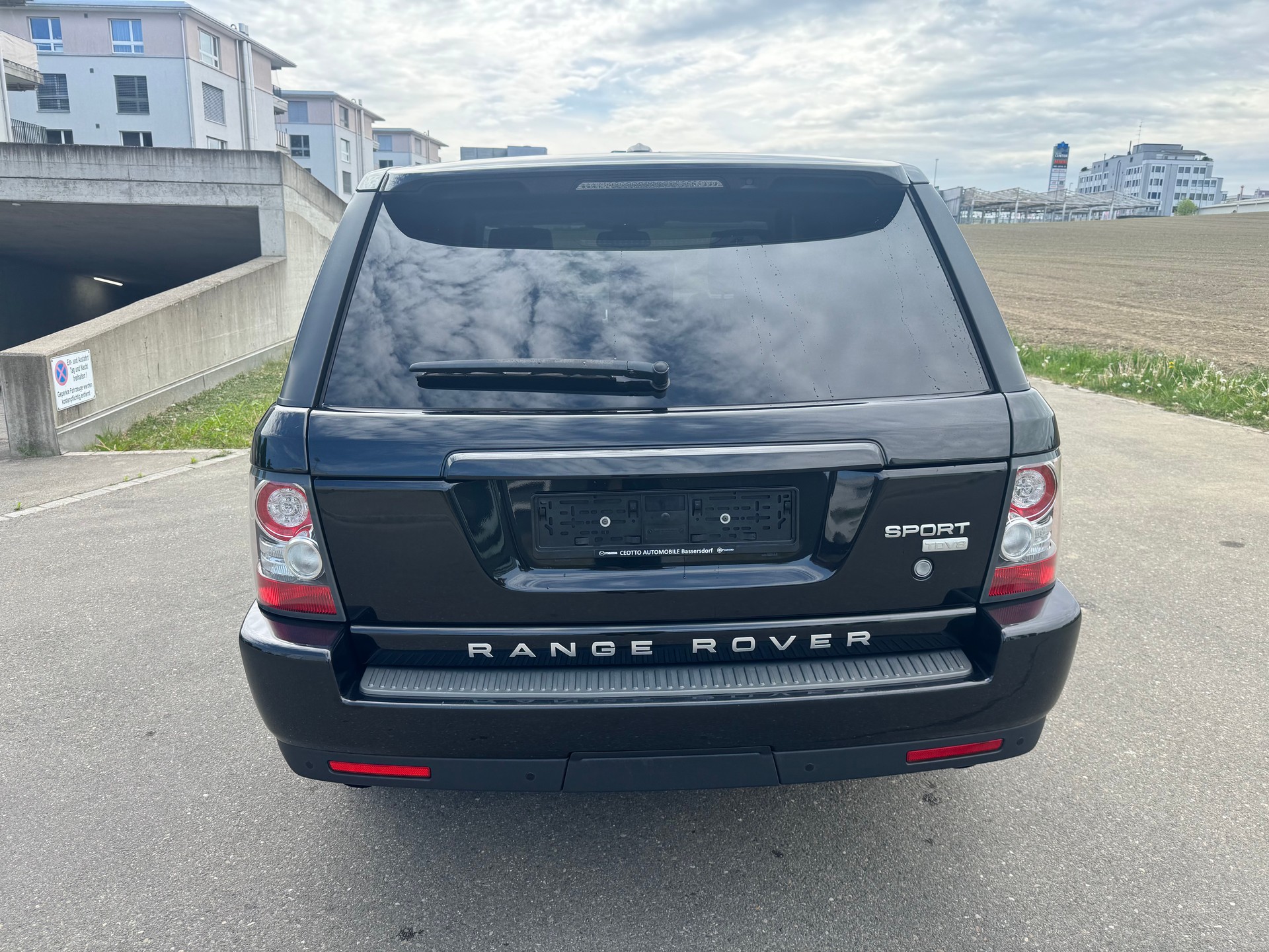 LAND ROVER Range Rover Sport 3.6 TDV8 HSE Automatic-image-7