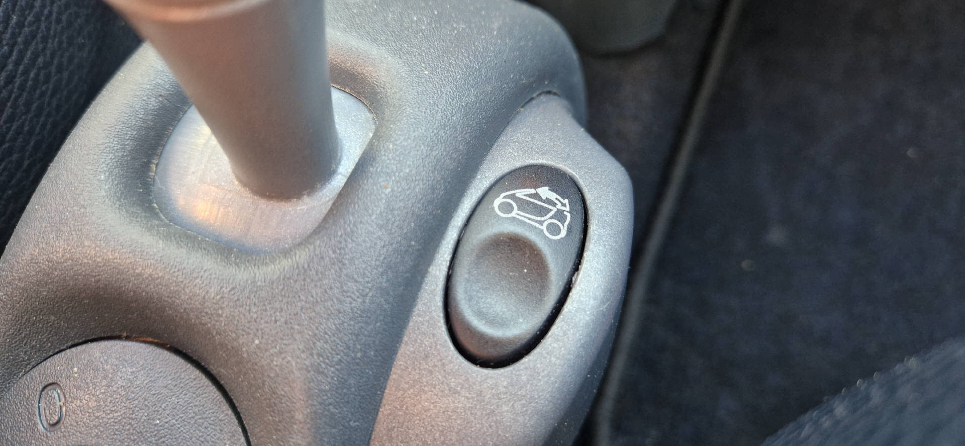 SMART fortwo passion Cabrio-image-11