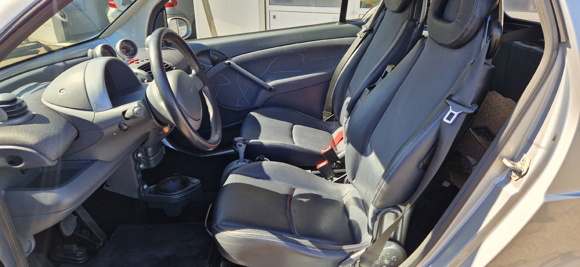 SMART fortwo passion Cabrio-image-5