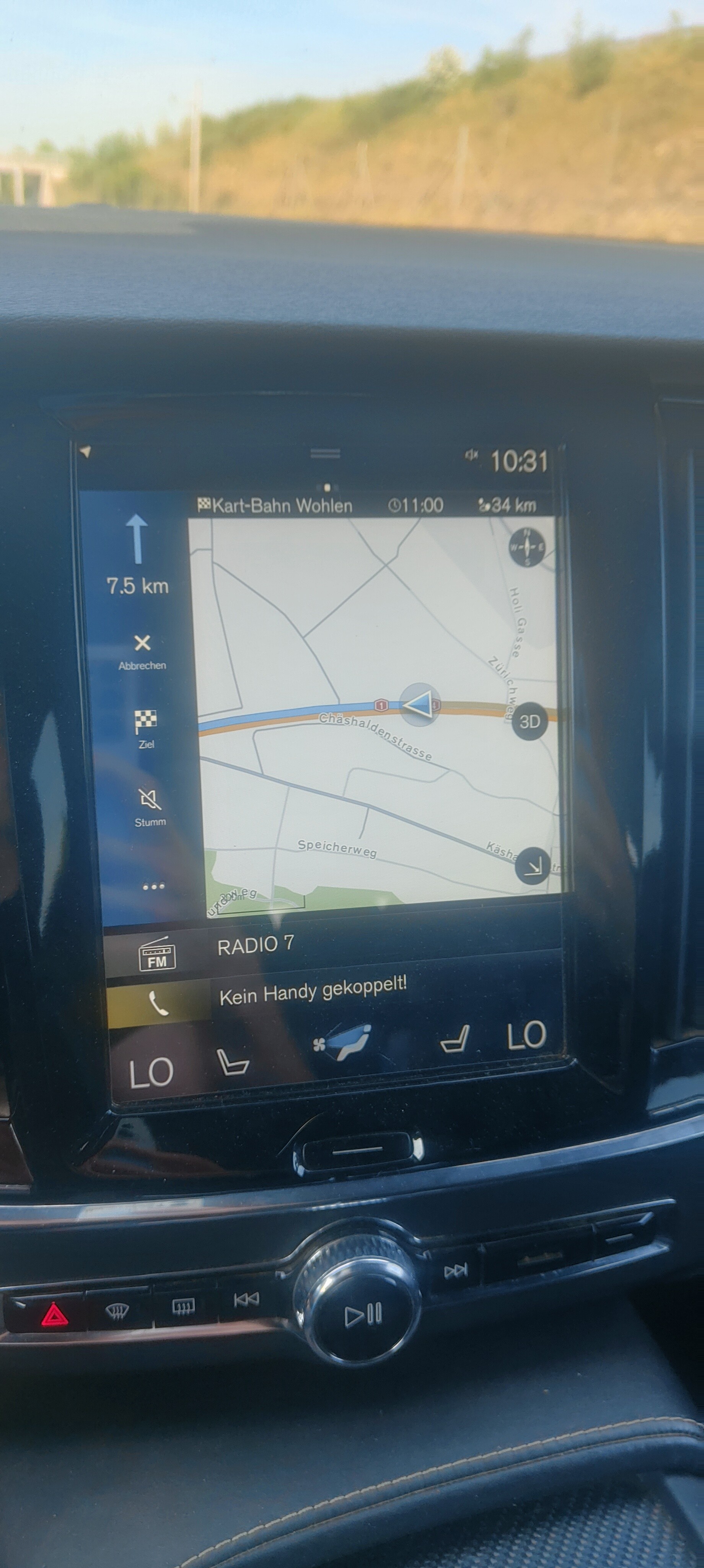 VOLVO V90 2.0 D5 R-Design AWD-image-18