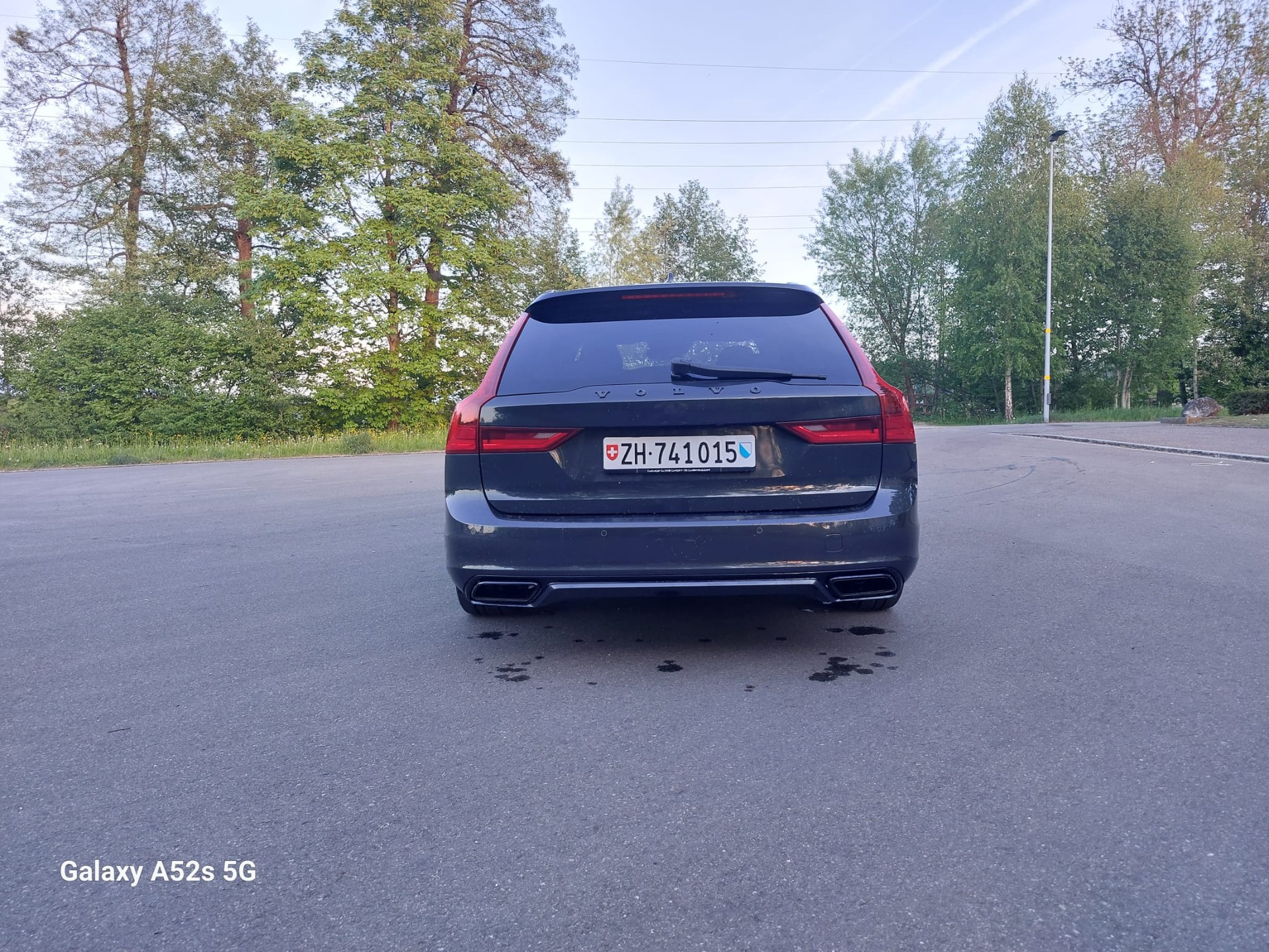 VOLVO V90 2.0 D5 R-Design AWD-image-3