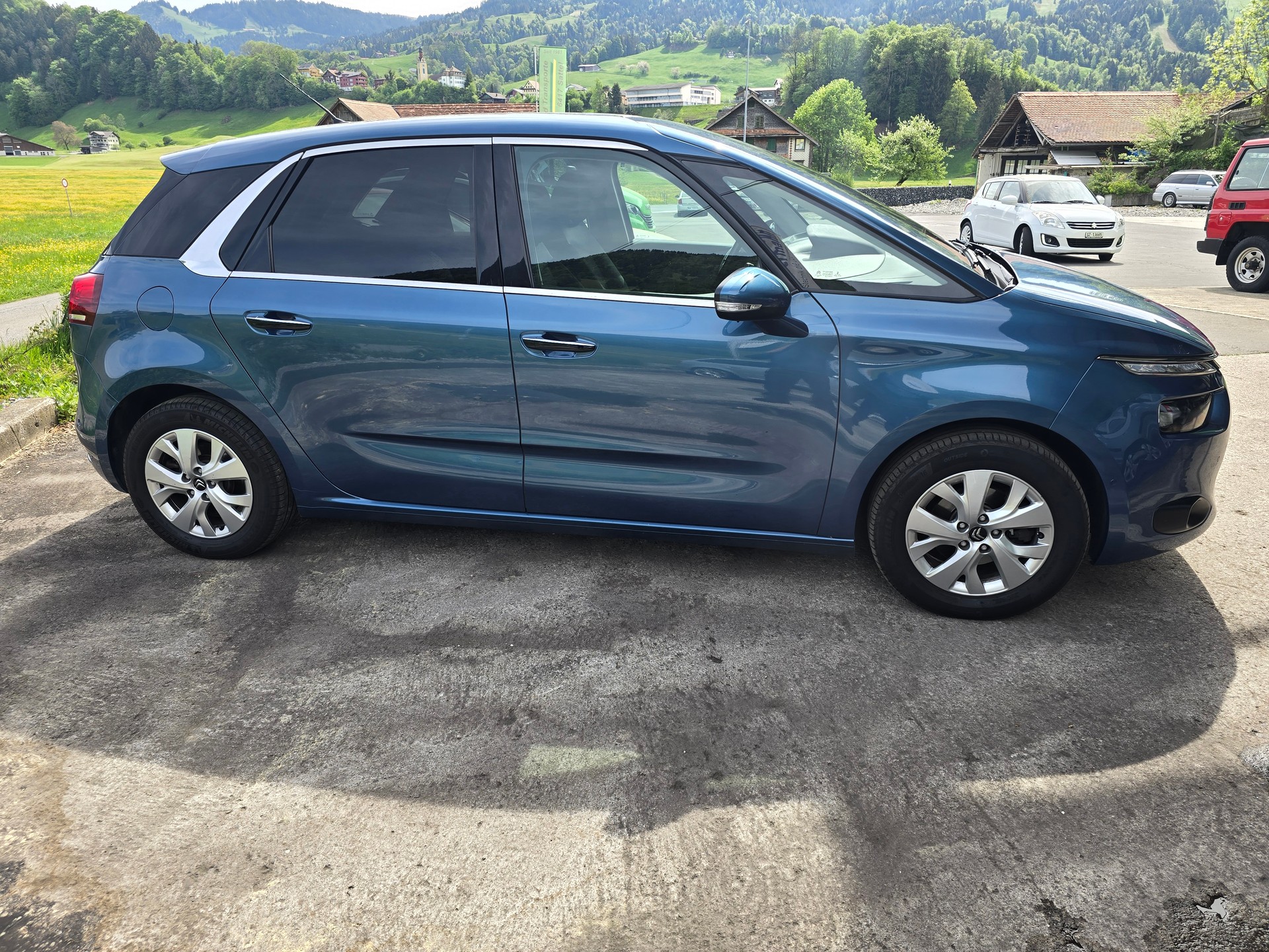 CITROEN C4 Picasso 1.6 BlueHDi Intensive-image-6