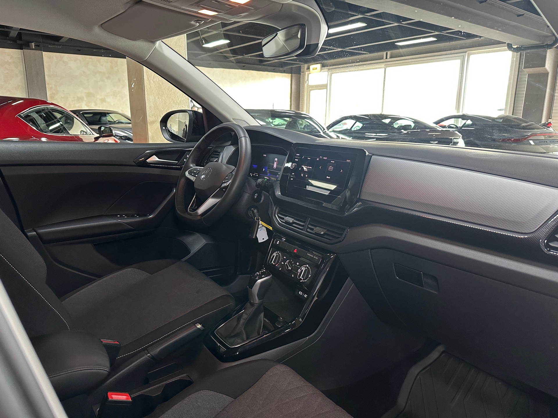 VW T-Cross 1.0 TSI EVO Life DSG-image-14
