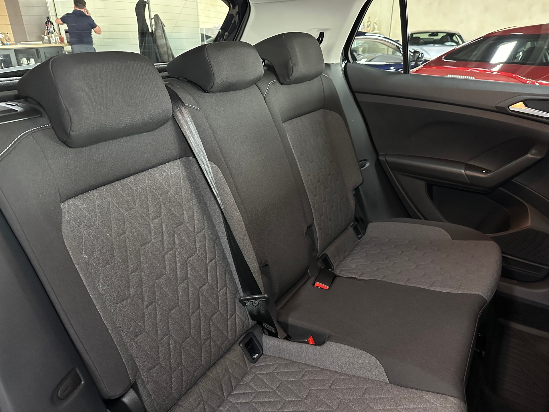 VW T-Cross 1.0 TSI EVO Life DSG-image-16