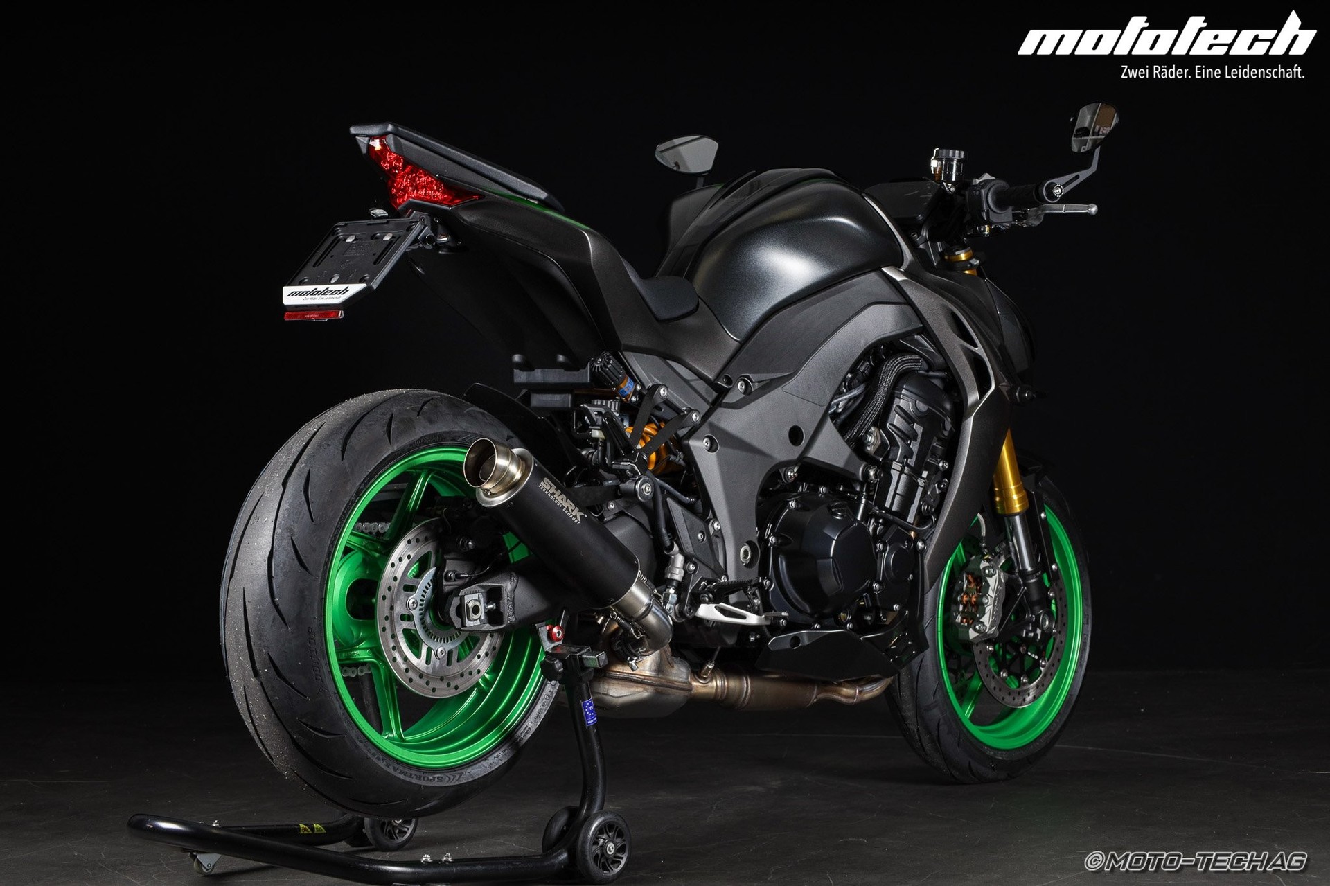 KAWASAKI Z1100 SE MY26 STAGE 1 SHARK-showroom-element-2