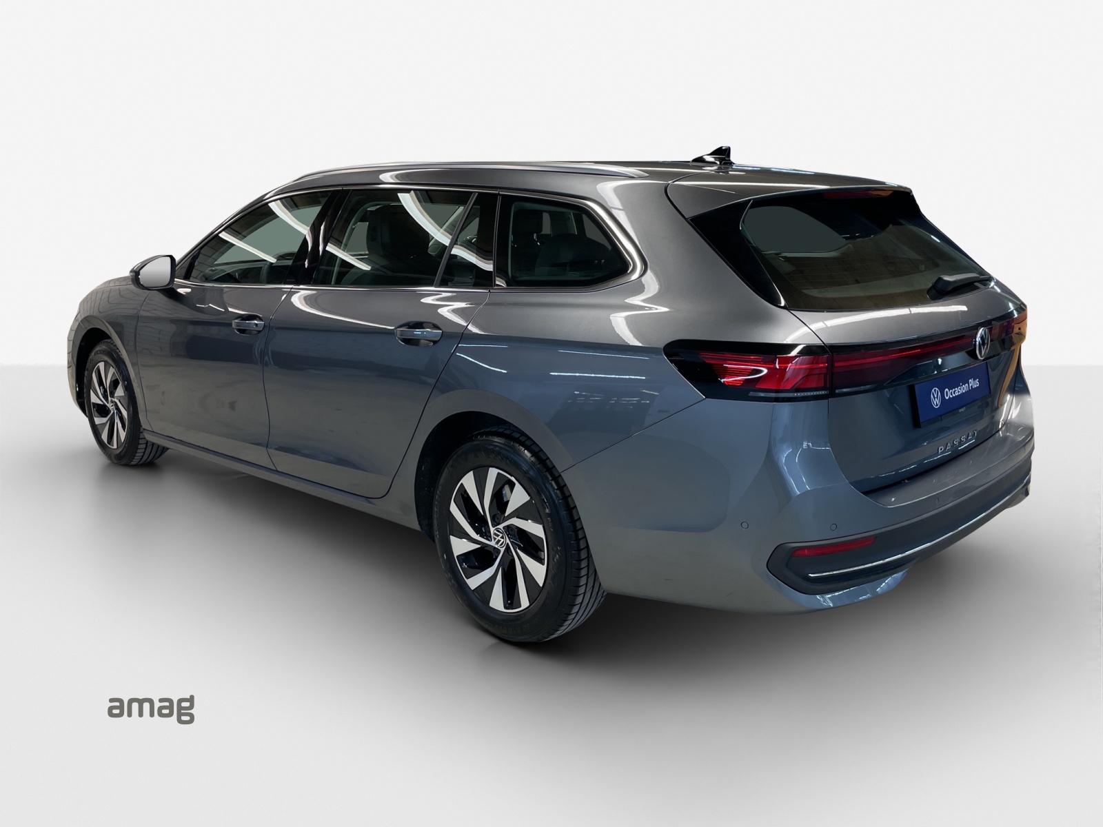 VW Passat Variant 2.0 TDI evo Business DSG-image-2