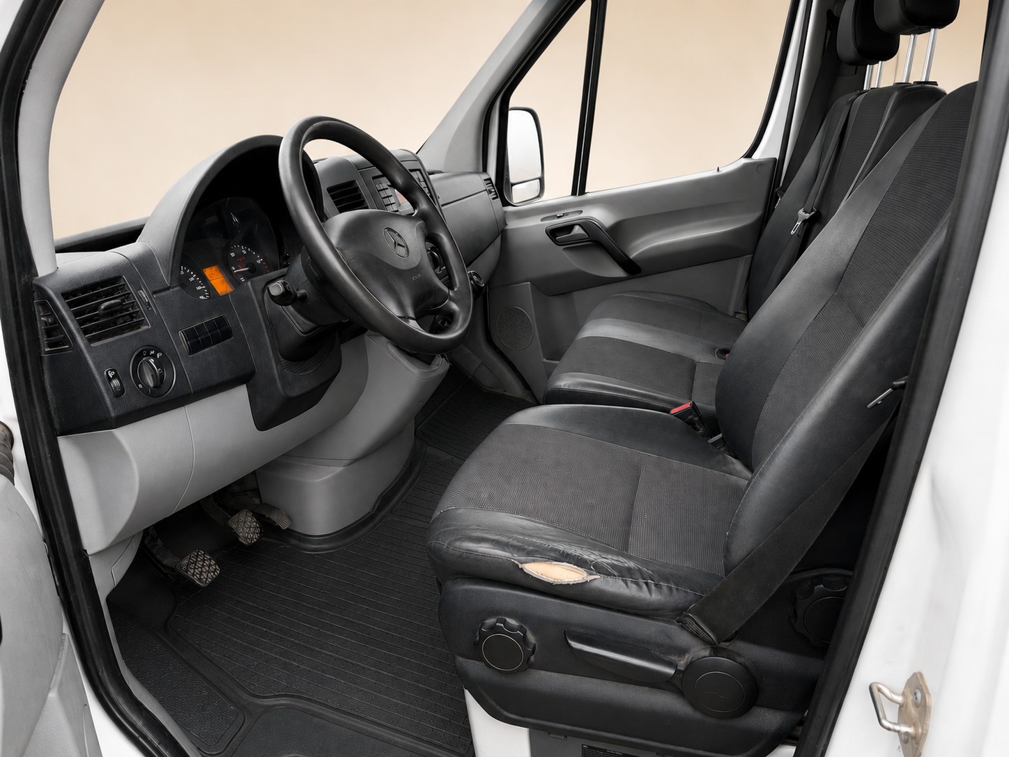 MERCEDES-BENZ 316 CDI-image-6