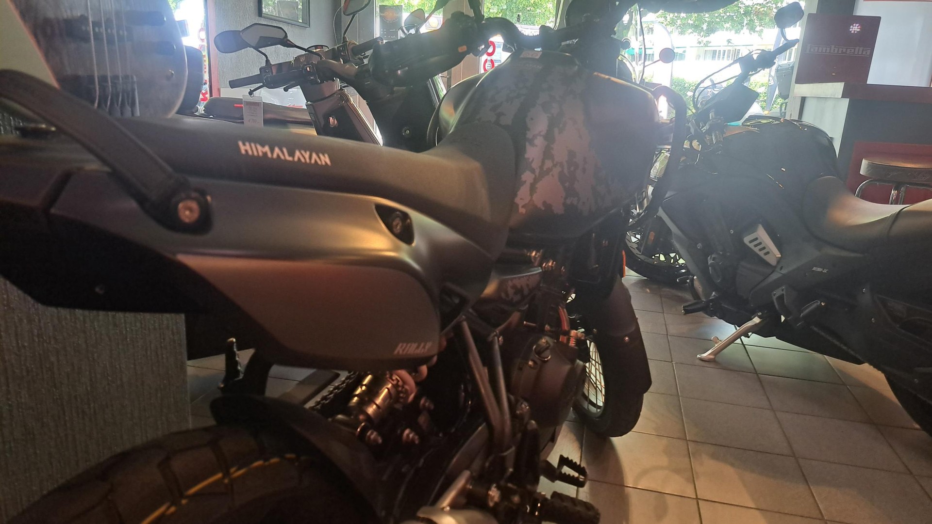 ROYAL ENFIELD New HIMALAYAN 452-image-3