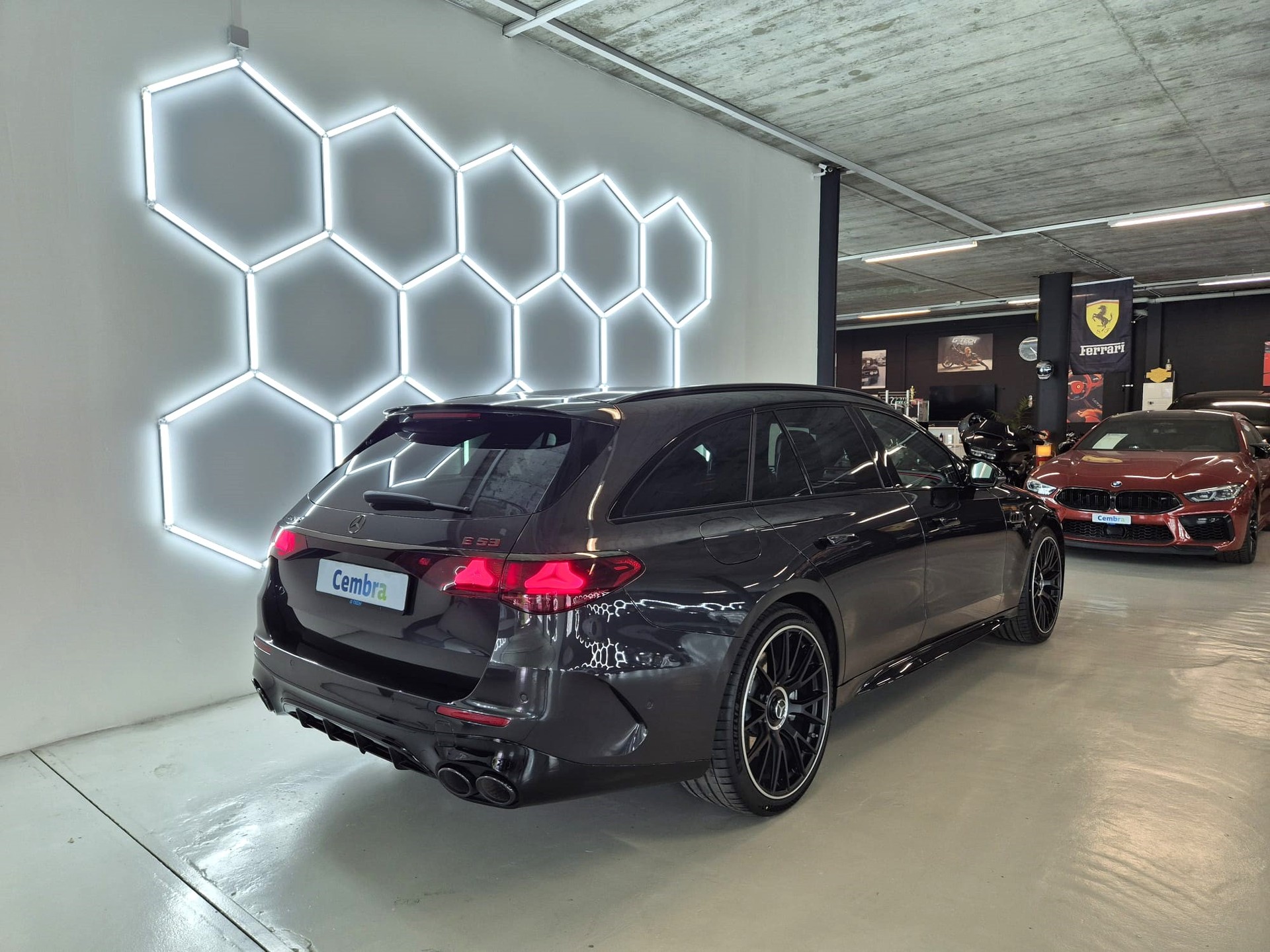 MERCEDES-BENZ E 53 Hybrid T 4Matic+ 9G-Tronic-image-9