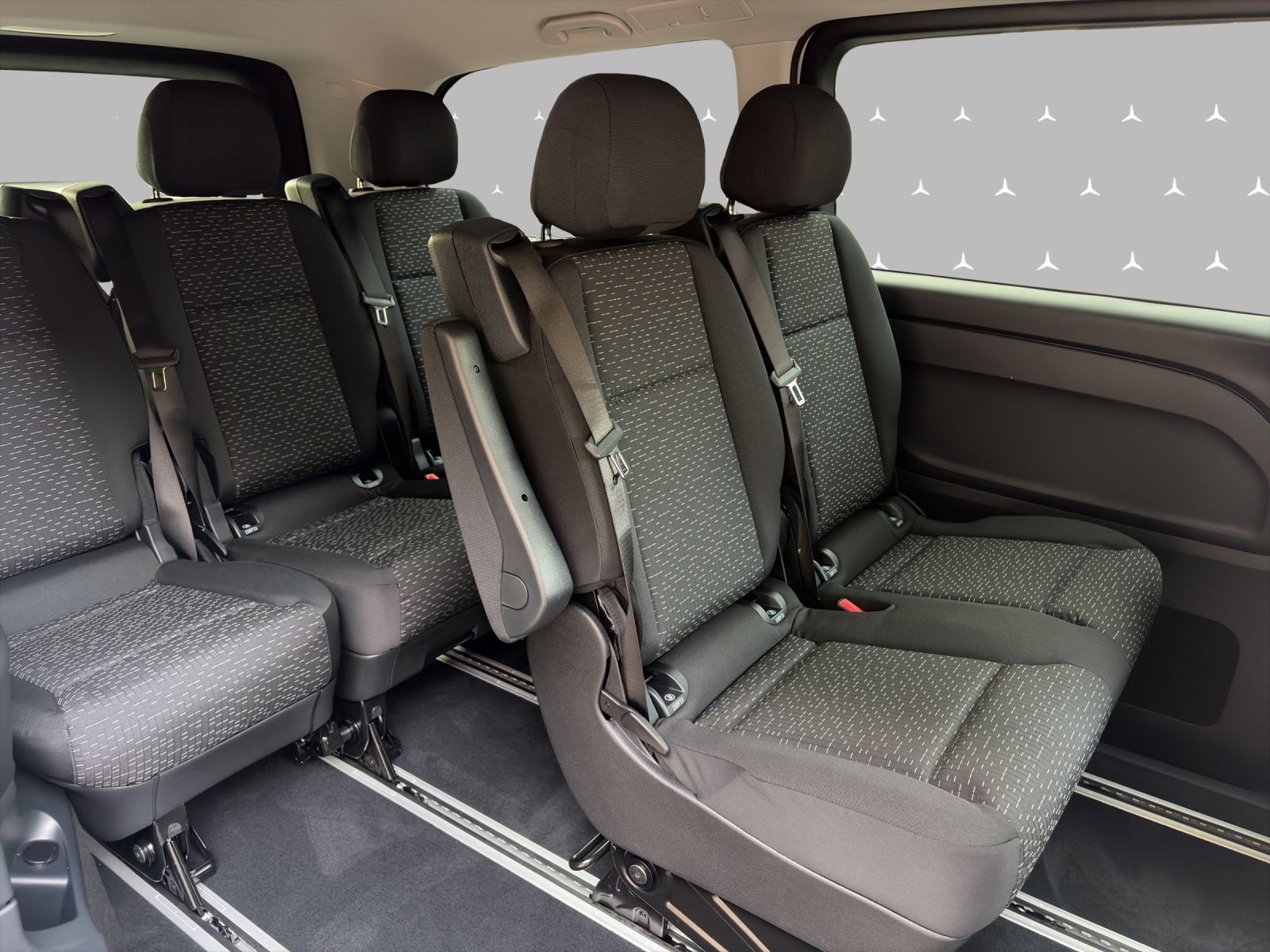 MERCEDES-BENZ Vito 116 CDI Lang Tourer 9G-Tronic 4M Select-image-14