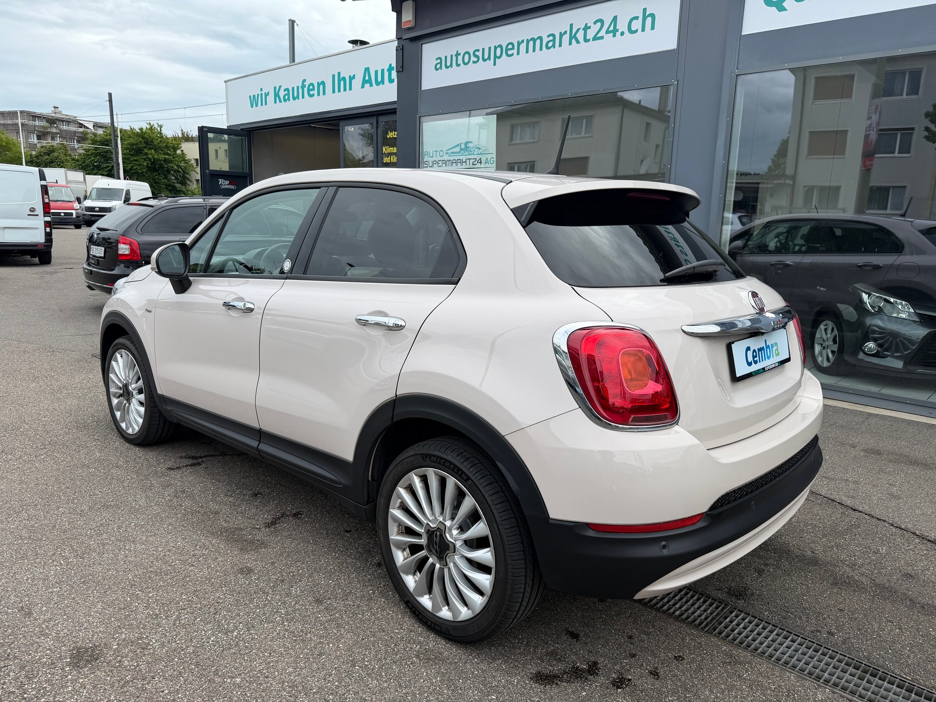 FIAT 500X 1.6 MJ Opening Edition-showroom-element-3