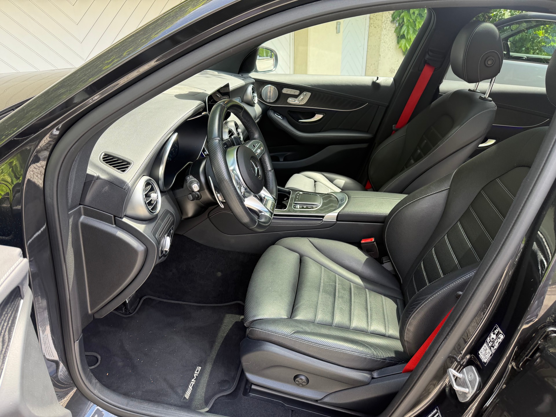 MERCEDES-BENZ GLC 43 AMG 4m-image-3