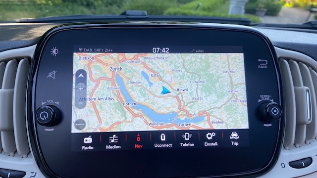 FIAT 500 Cabriolet Dolcevita 1.0 Hybrid-image-10