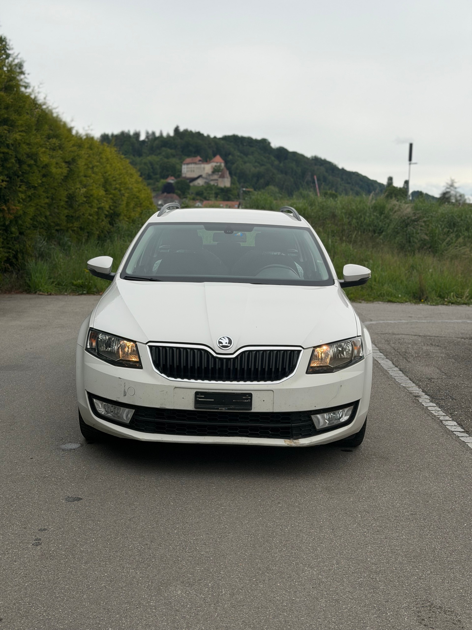 SKODA Octavia Combi 1.4 TSI Fresh DSG-showroom-element-1