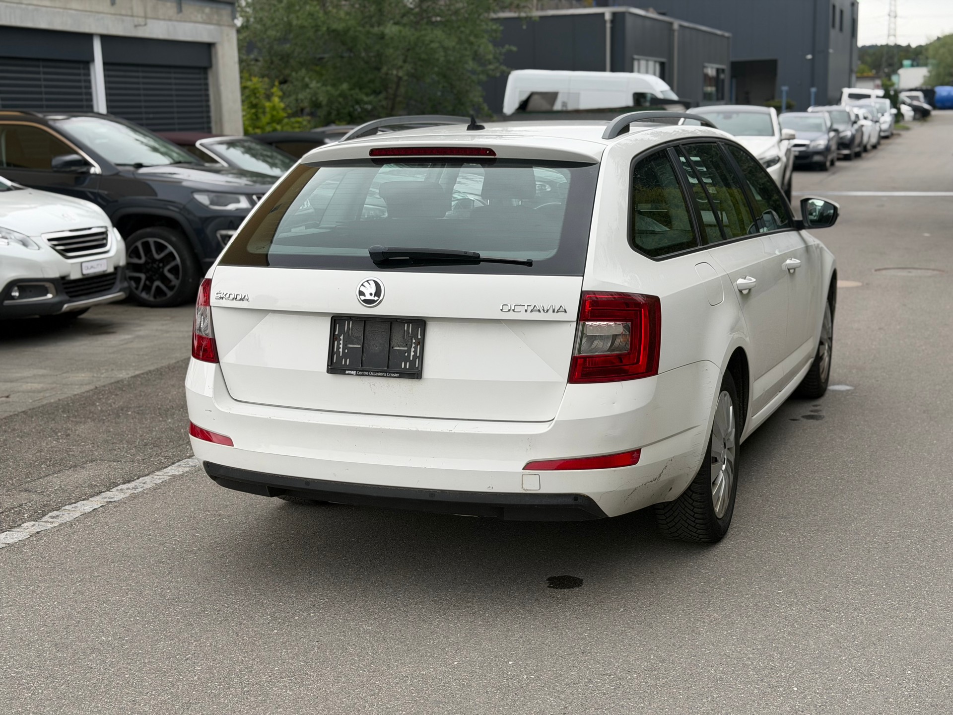 SKODA Octavia Combi 1.4 TSI Fresh DSG-showroom-element-3
