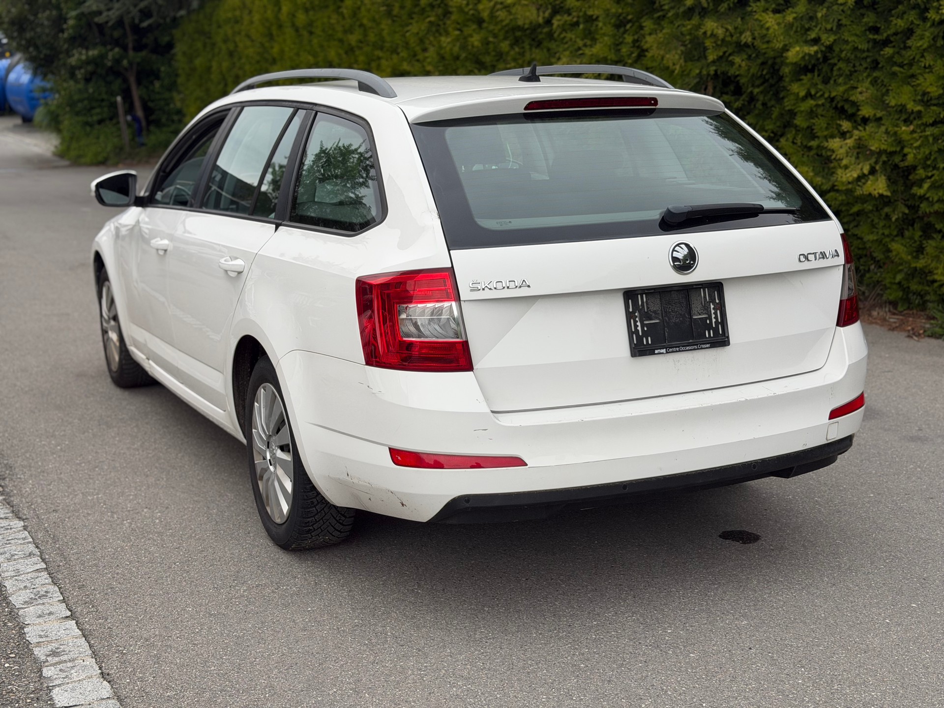 SKODA Octavia Combi 1.4 TSI Fresh DSG-image-5