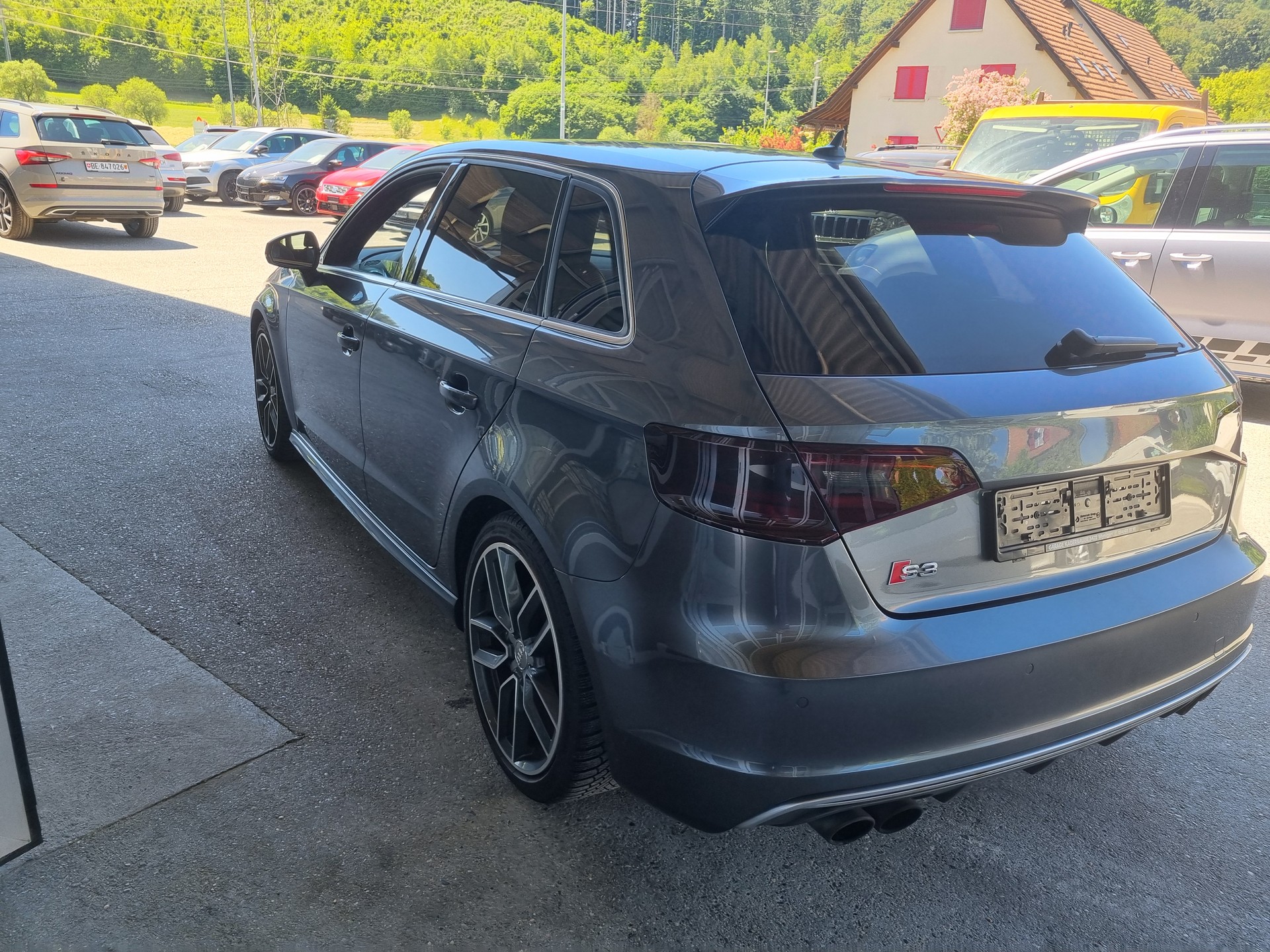 AUDI S3 Sportback 2.0 TFSI quattro S-tronic-image-5