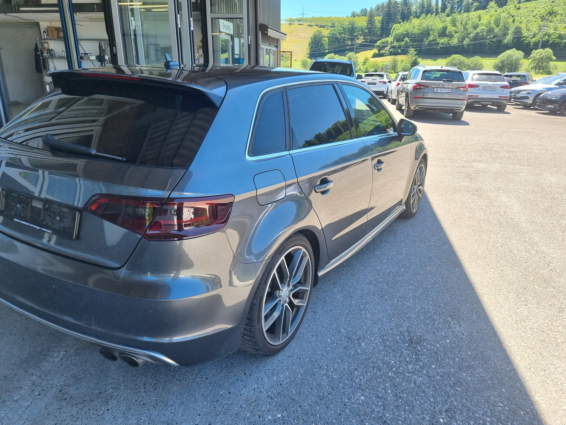 AUDI S3 Sportback 2.0 TFSI quattro S-tronic-showroom-element-3