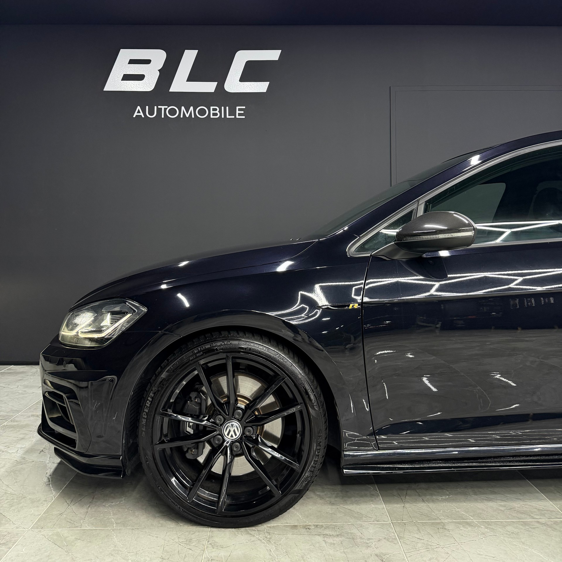VW Golf 2.0 TSI R 4Motion DSG-image-3