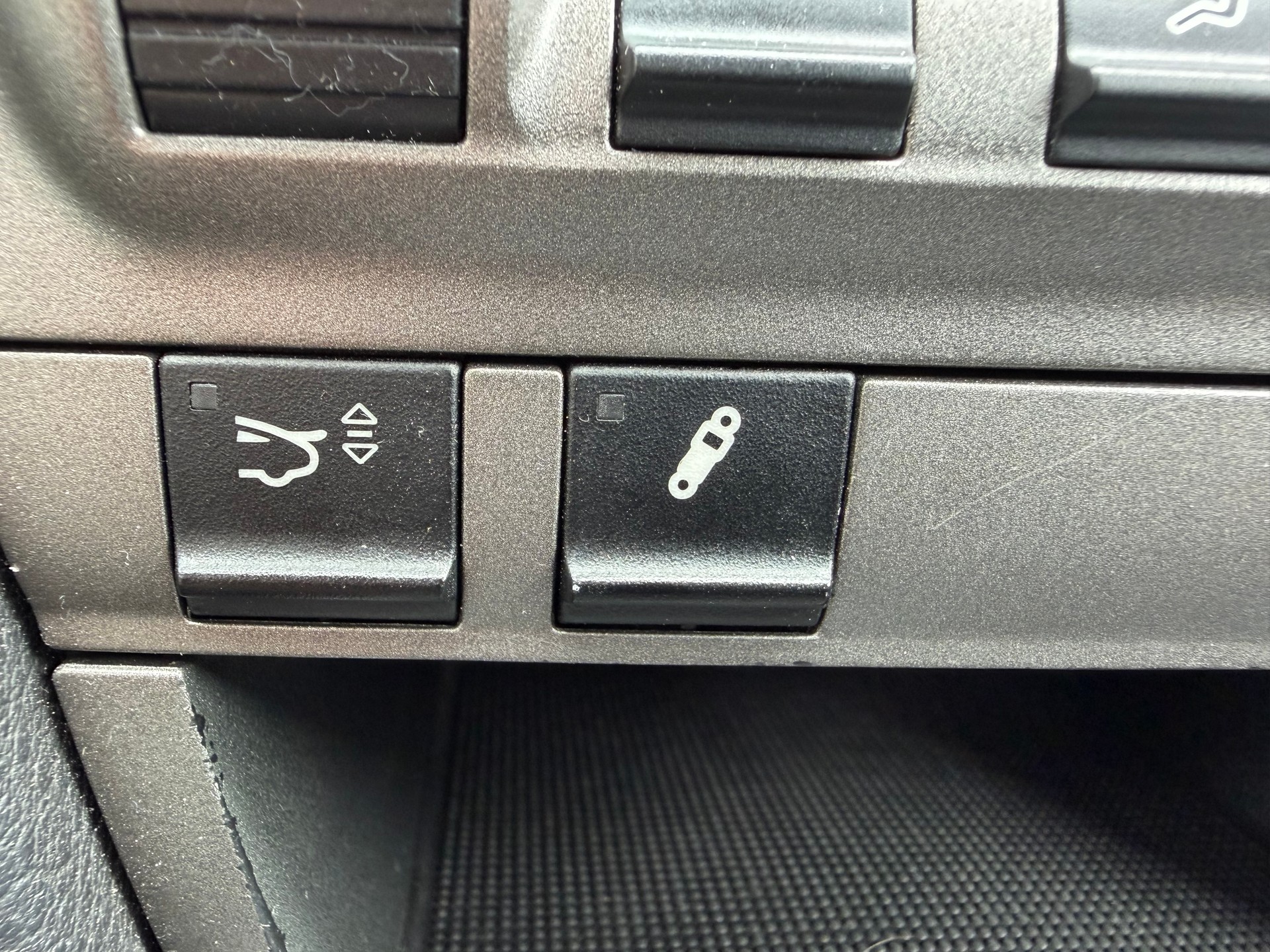 PORSCHE Cayman 2.7-image-11