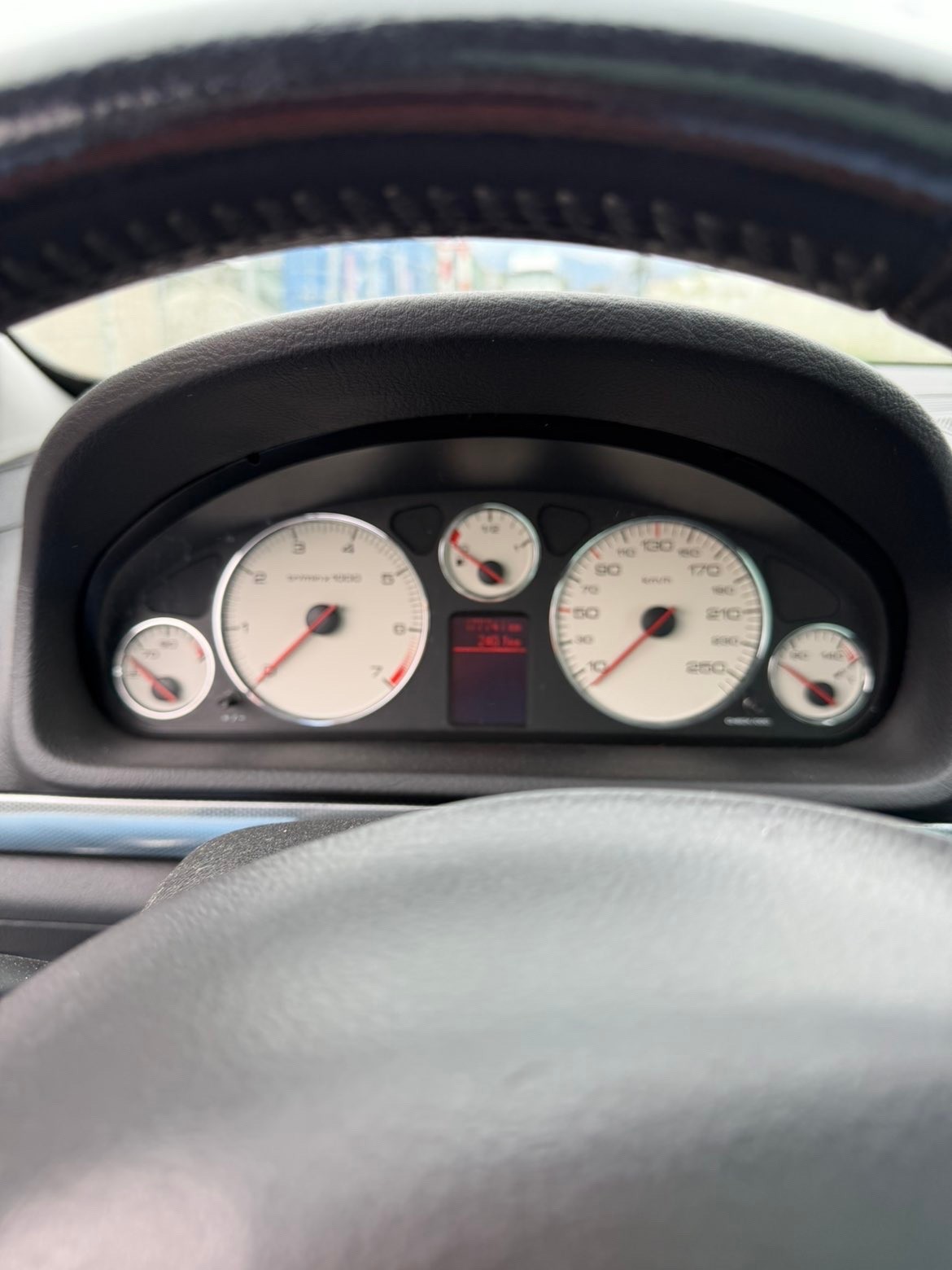 PEUGEOT 407 2.0 HDI Confort Automatic-image-10