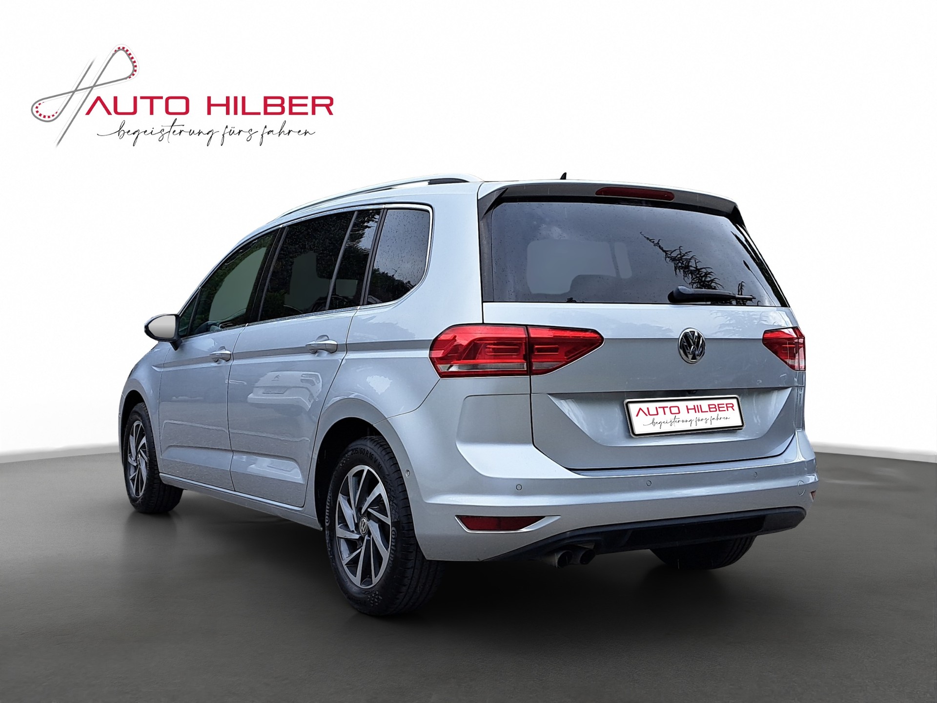VW Touran 1.4 TSI BlueMotion Technology Sound DSG *7-Plätzer*-image-3