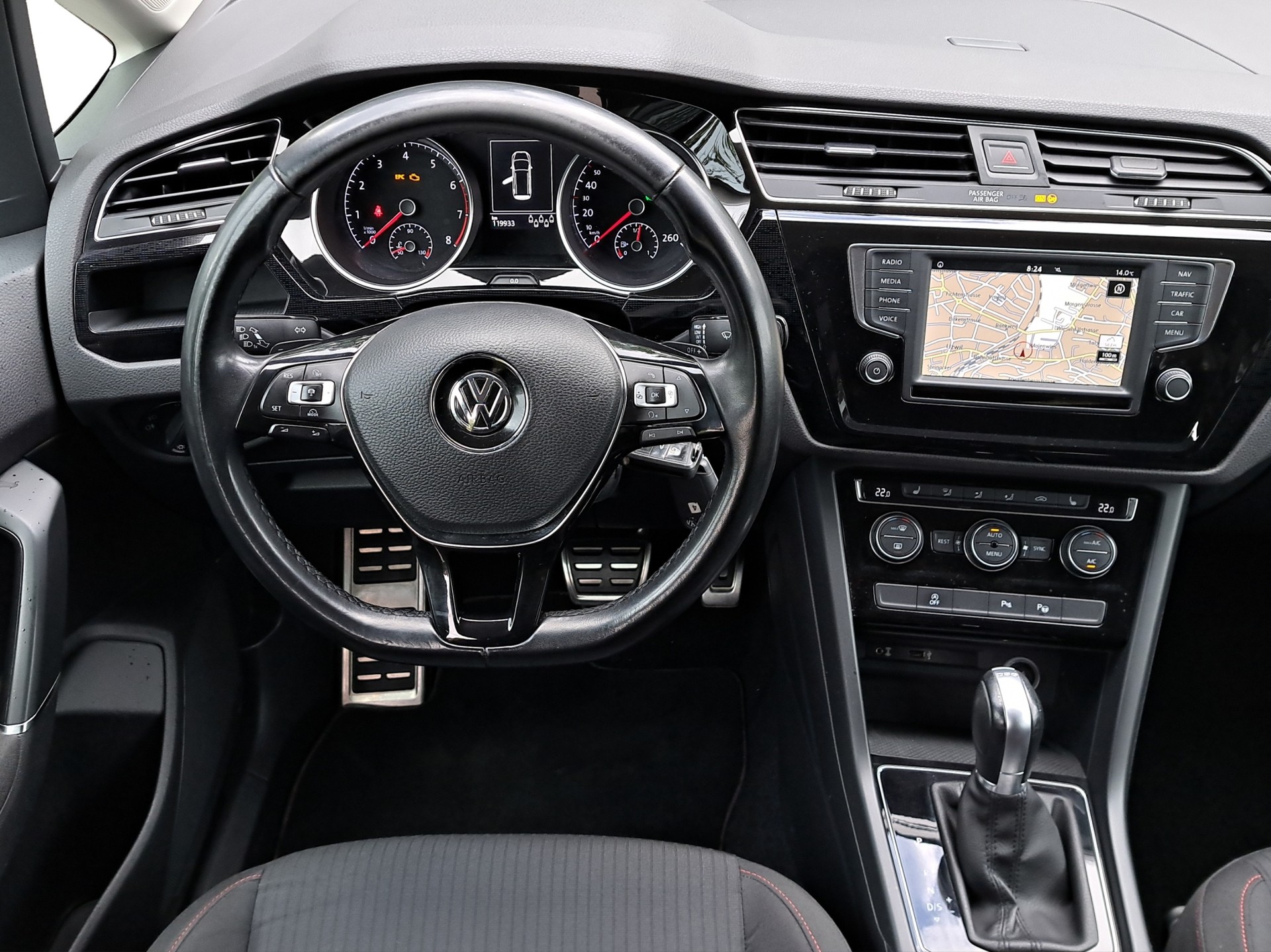 VW Touran 1.4 TSI BlueMotion Technology Sound DSG *7-Plätzer*-image-10