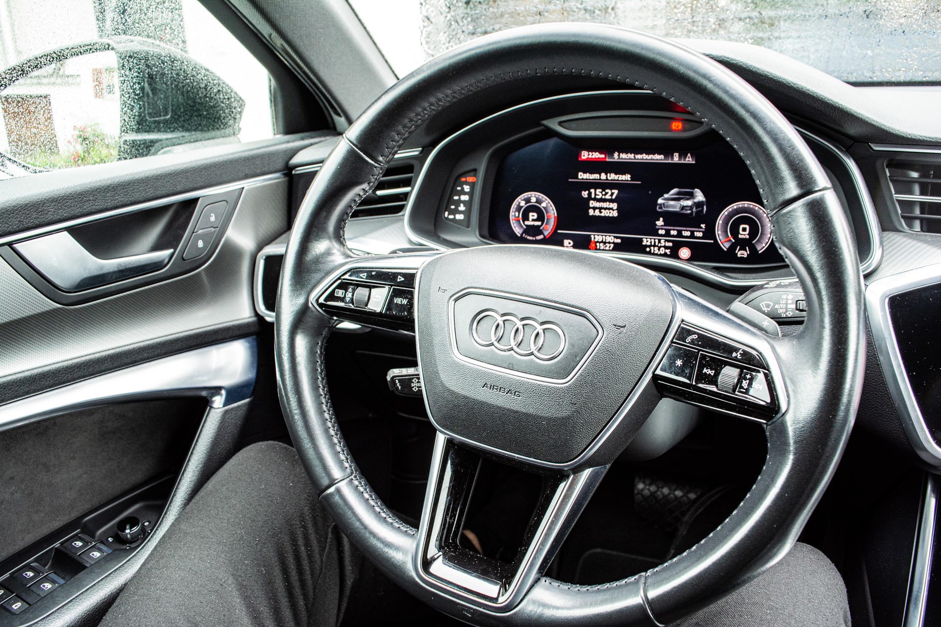 AUDI A6 Avant 50 TDI Sport quattro tiptronic-image-15
