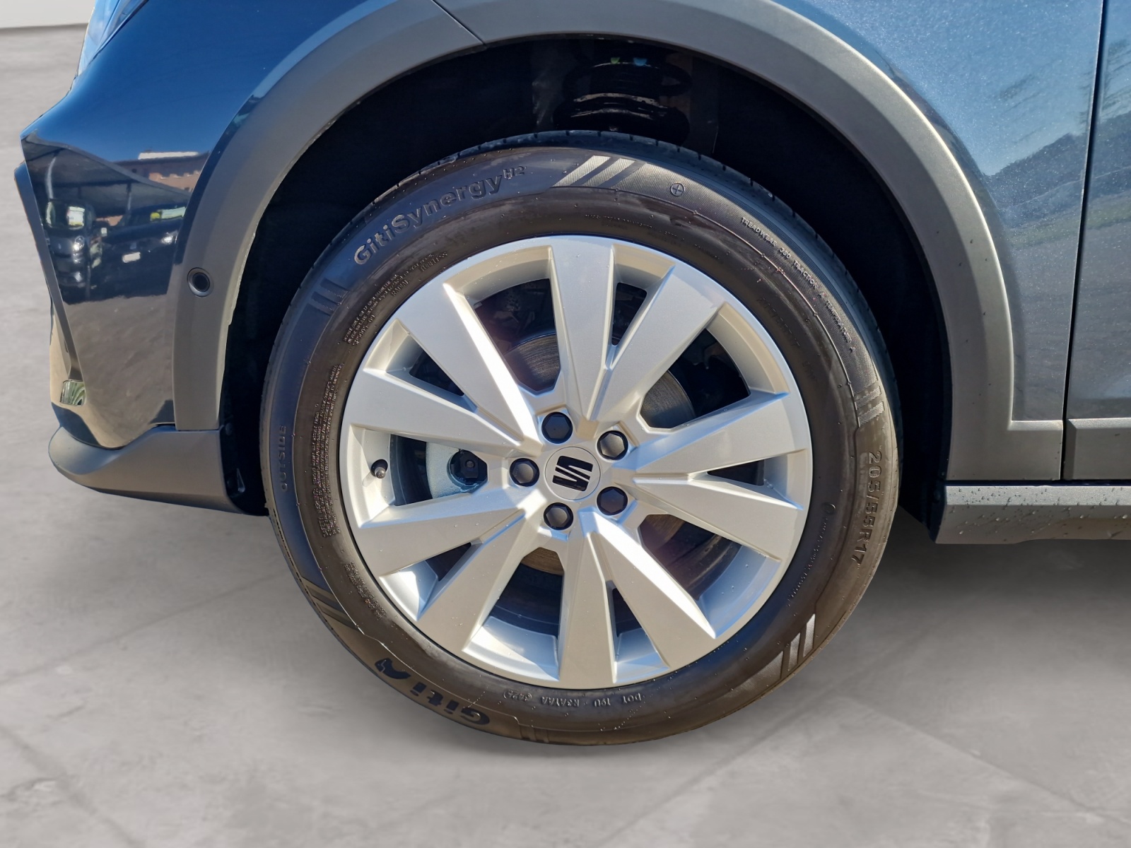 SEAT Arona 1.0 EcoTSI FR DSG NEW Model 2026-image-9