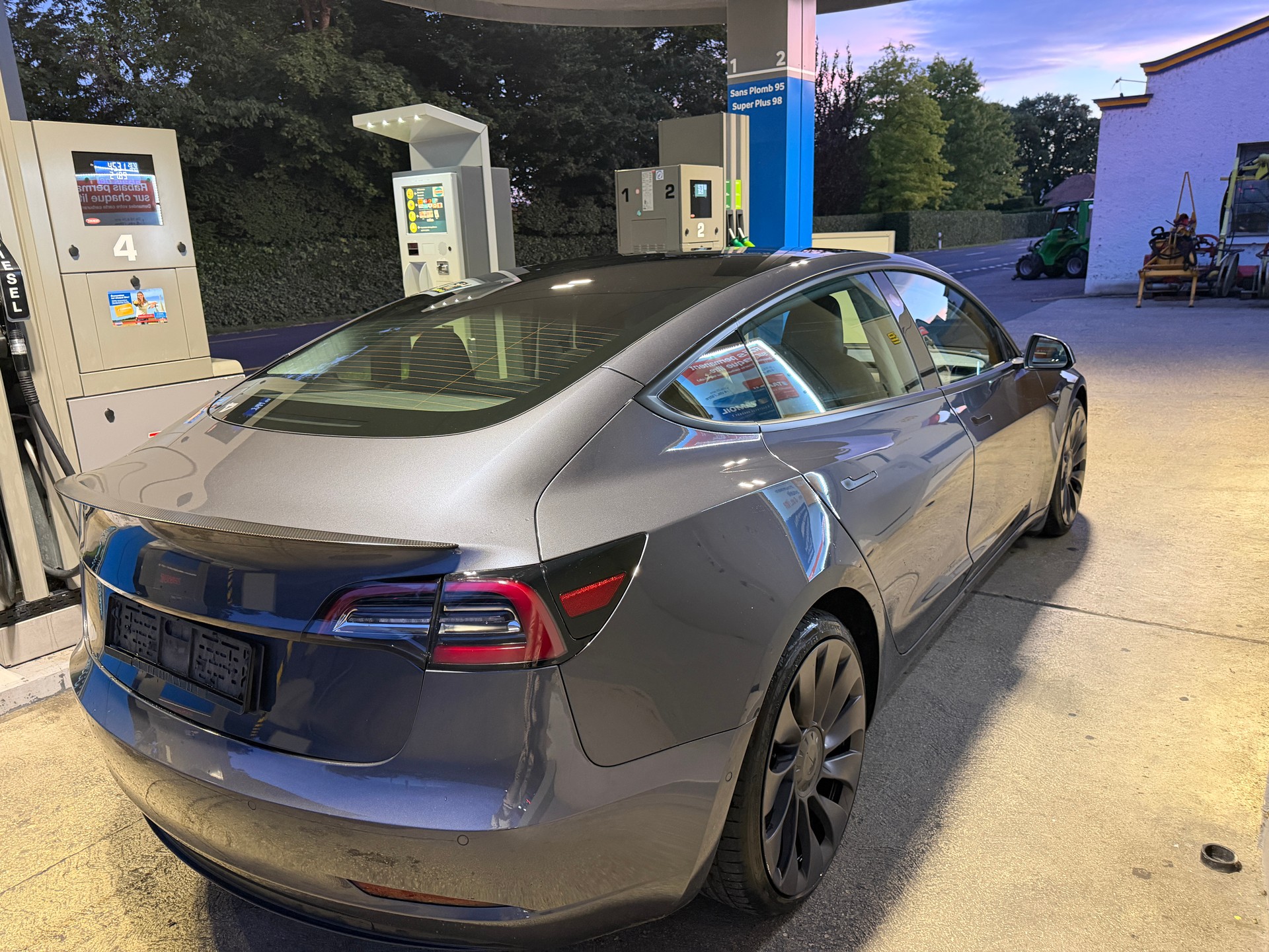 TESLA Performance D-image-1