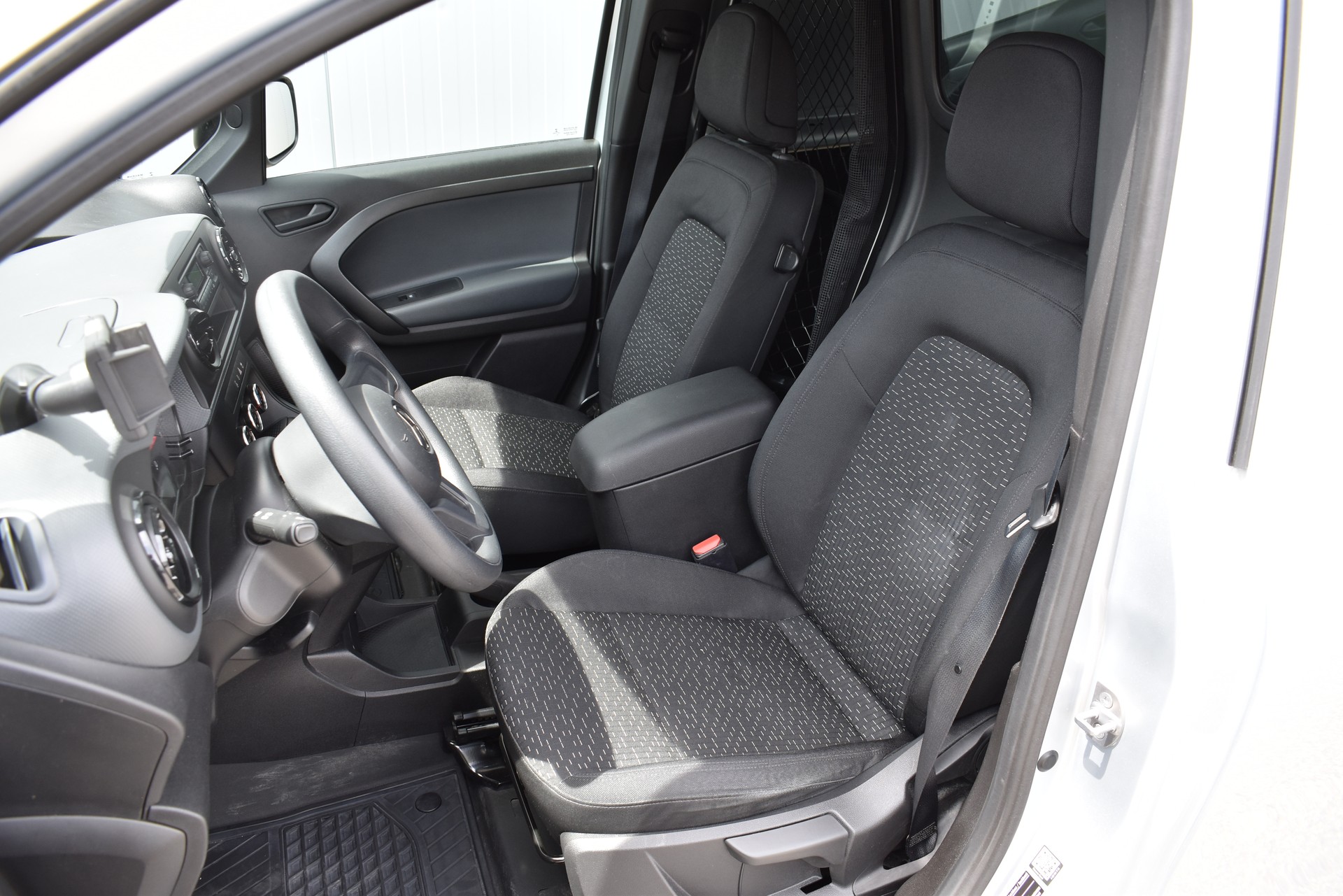 MERCEDES-BENZ Citan 110 Base-image-13
