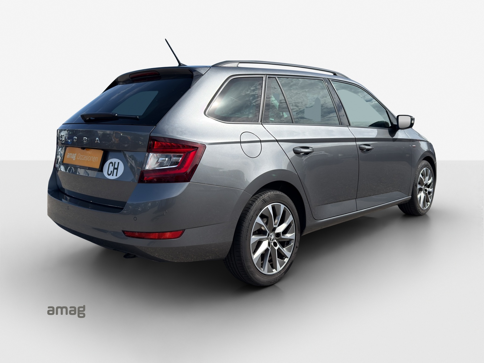 SKODA Fabia Combi 1.0 TSI Clever DSG-image-4