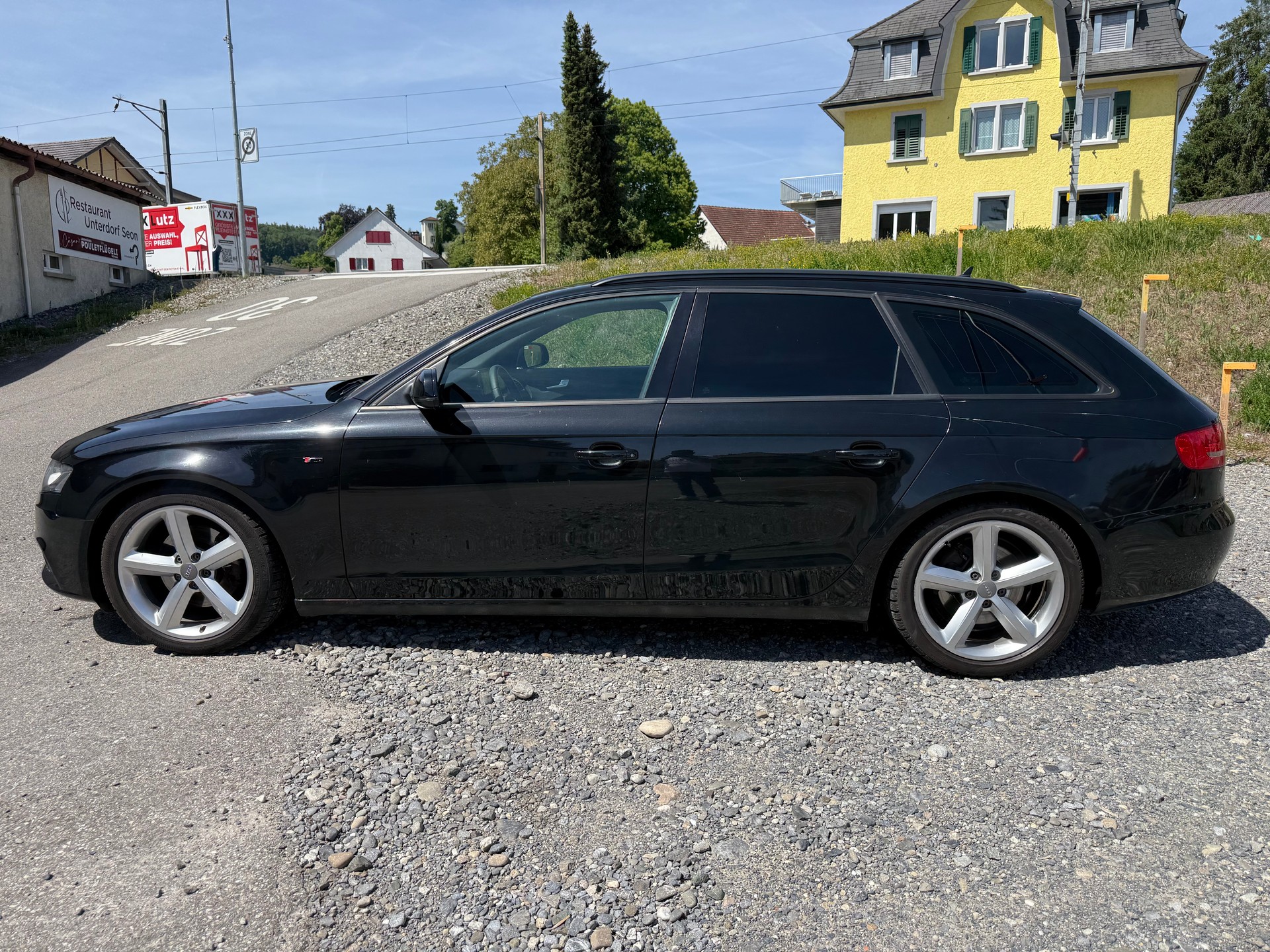 AUDI A4 Avant 2.0 TFSI Style-image-7