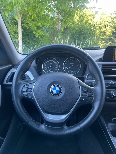 BMW 116d-image-16